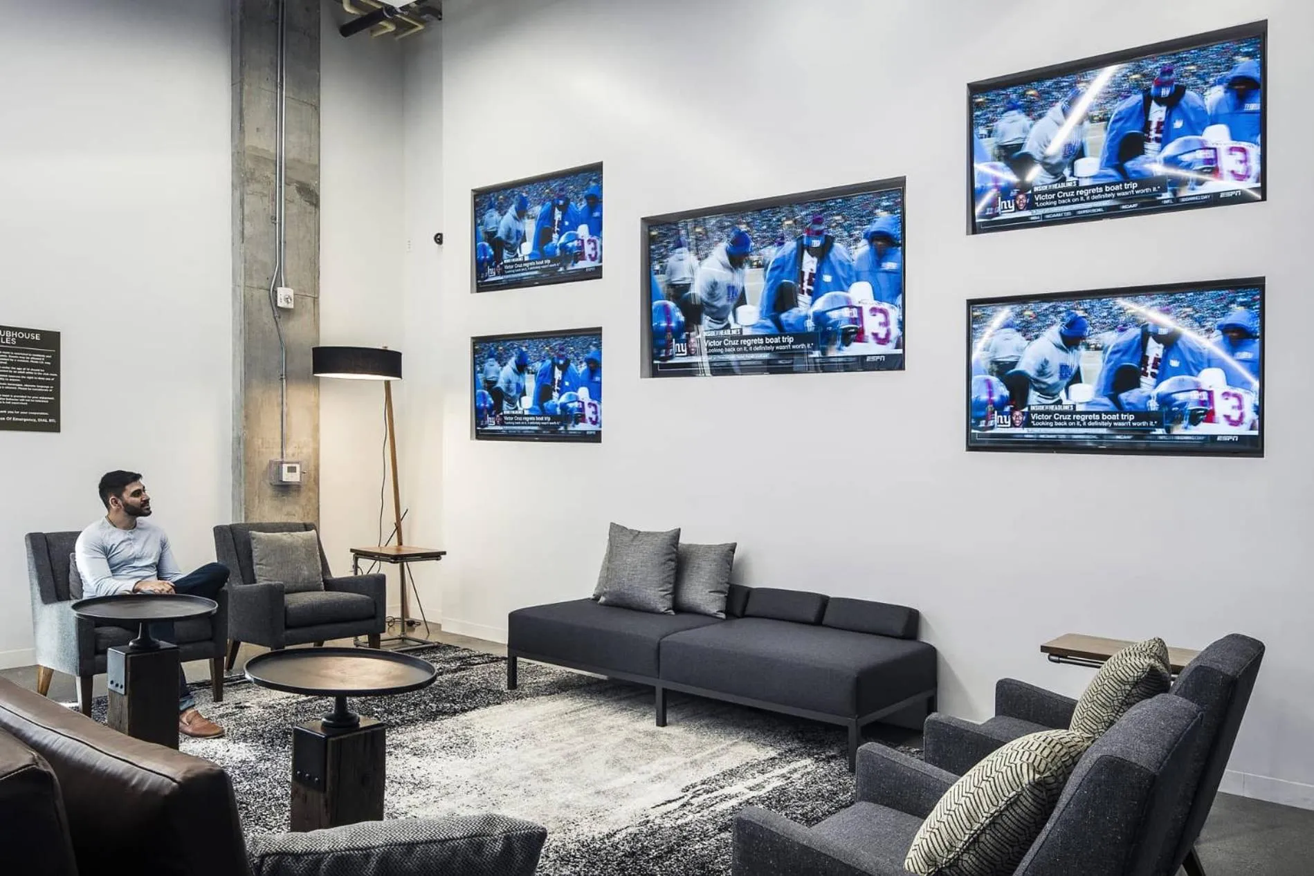 Communal lounge/ TV room in Sky-Rise Apartments