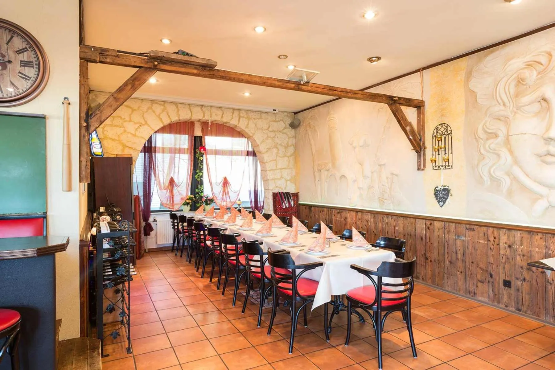 Restaurant/places to eat in Aparthotel Berlin