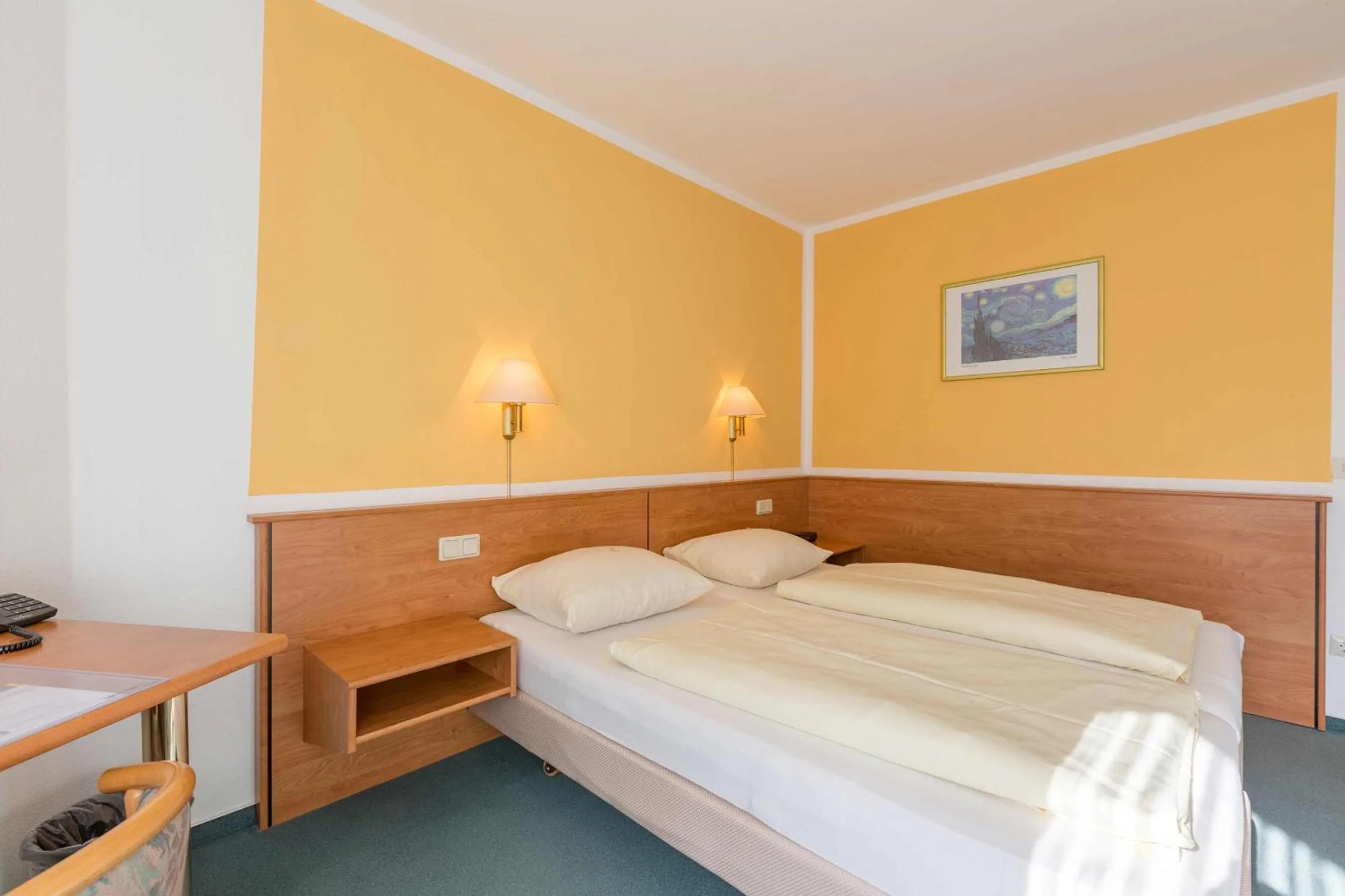 Photo of the whole room, Bed in Aparthotel Berlin