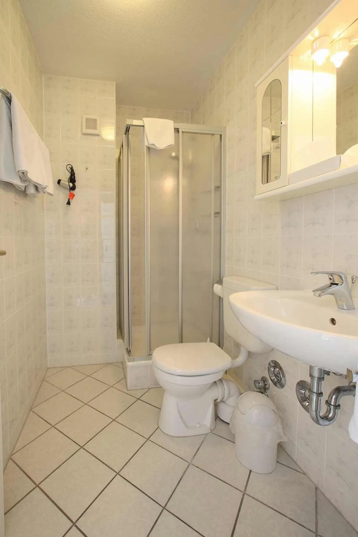 Shower in Aparthotel Berlin