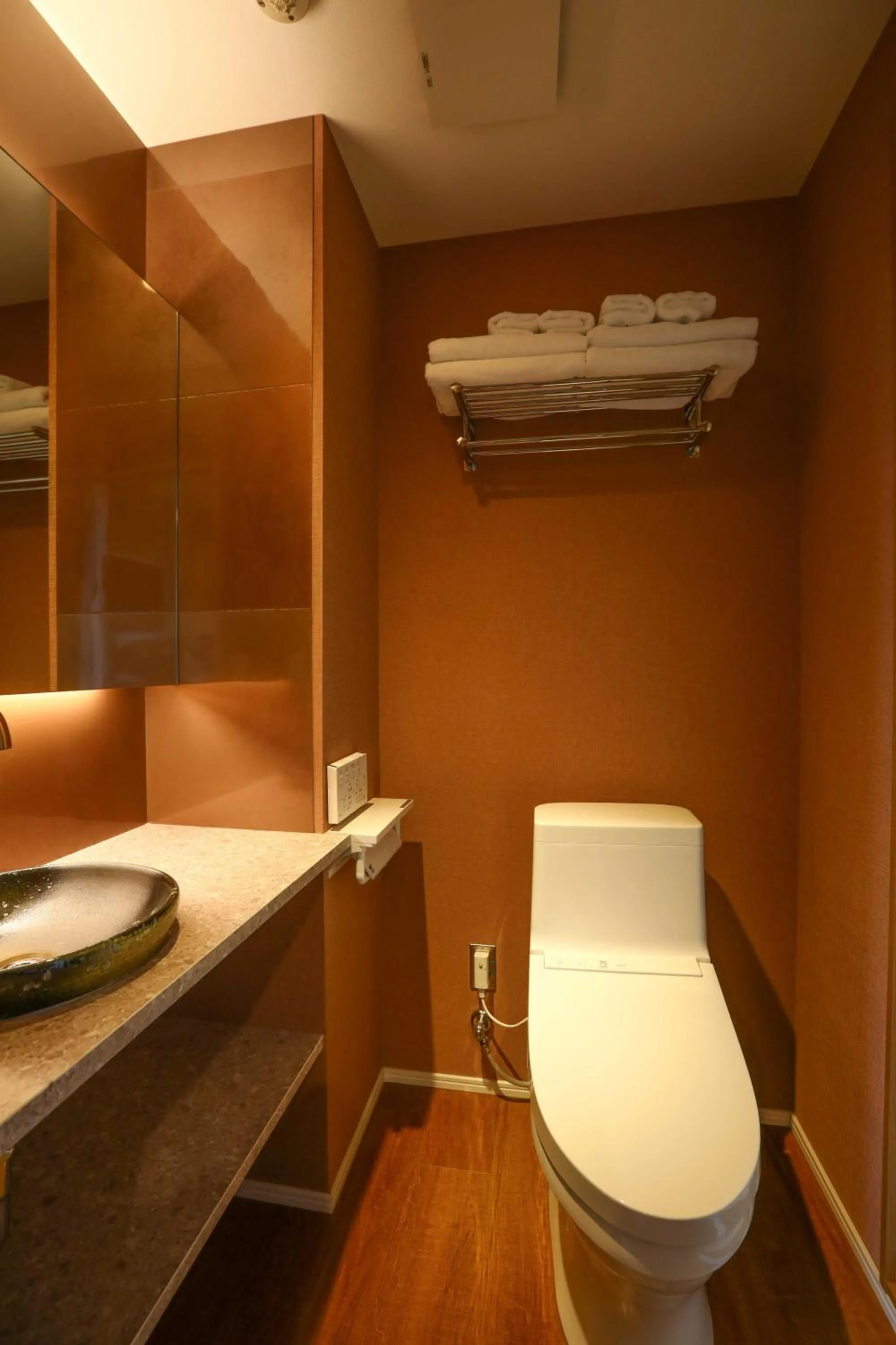 Toilet in the Moto Hotel Asakusa