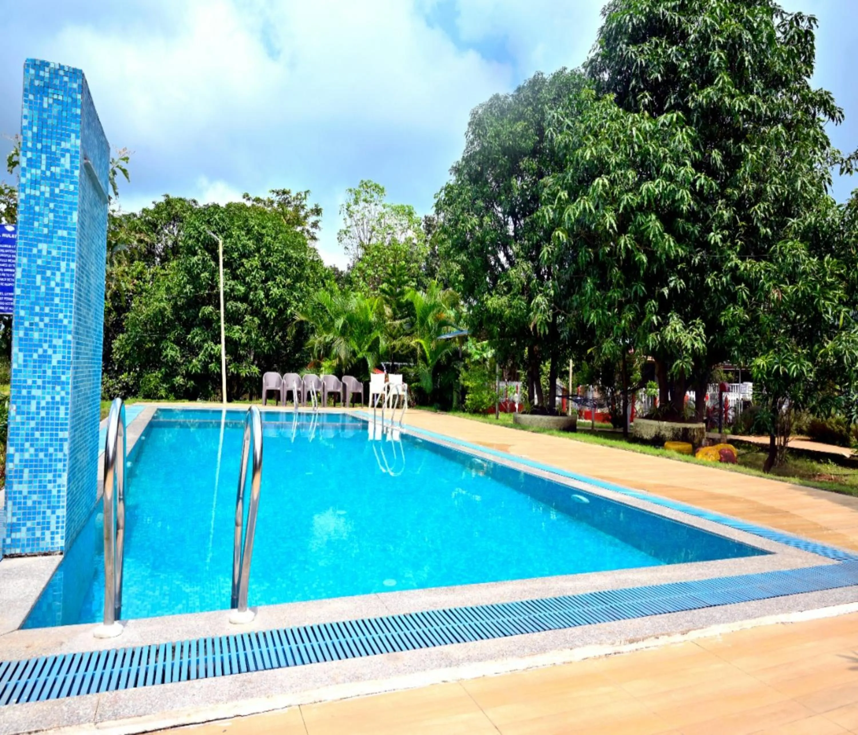 Swimming pool in KK Tree Retreat Igatpuri