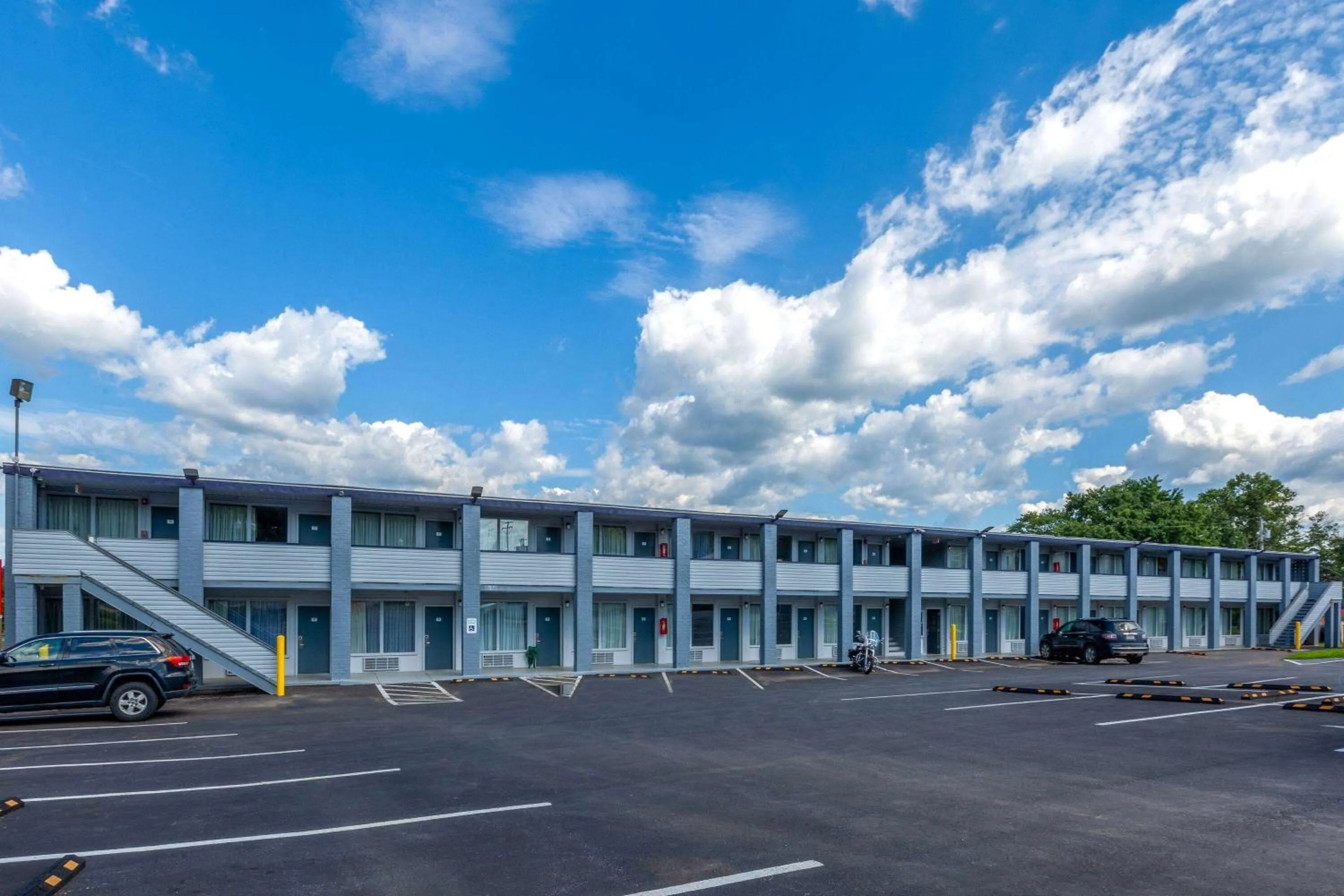 Property building in Travelodge by Wyndham Charles Town - Harpers Ferry