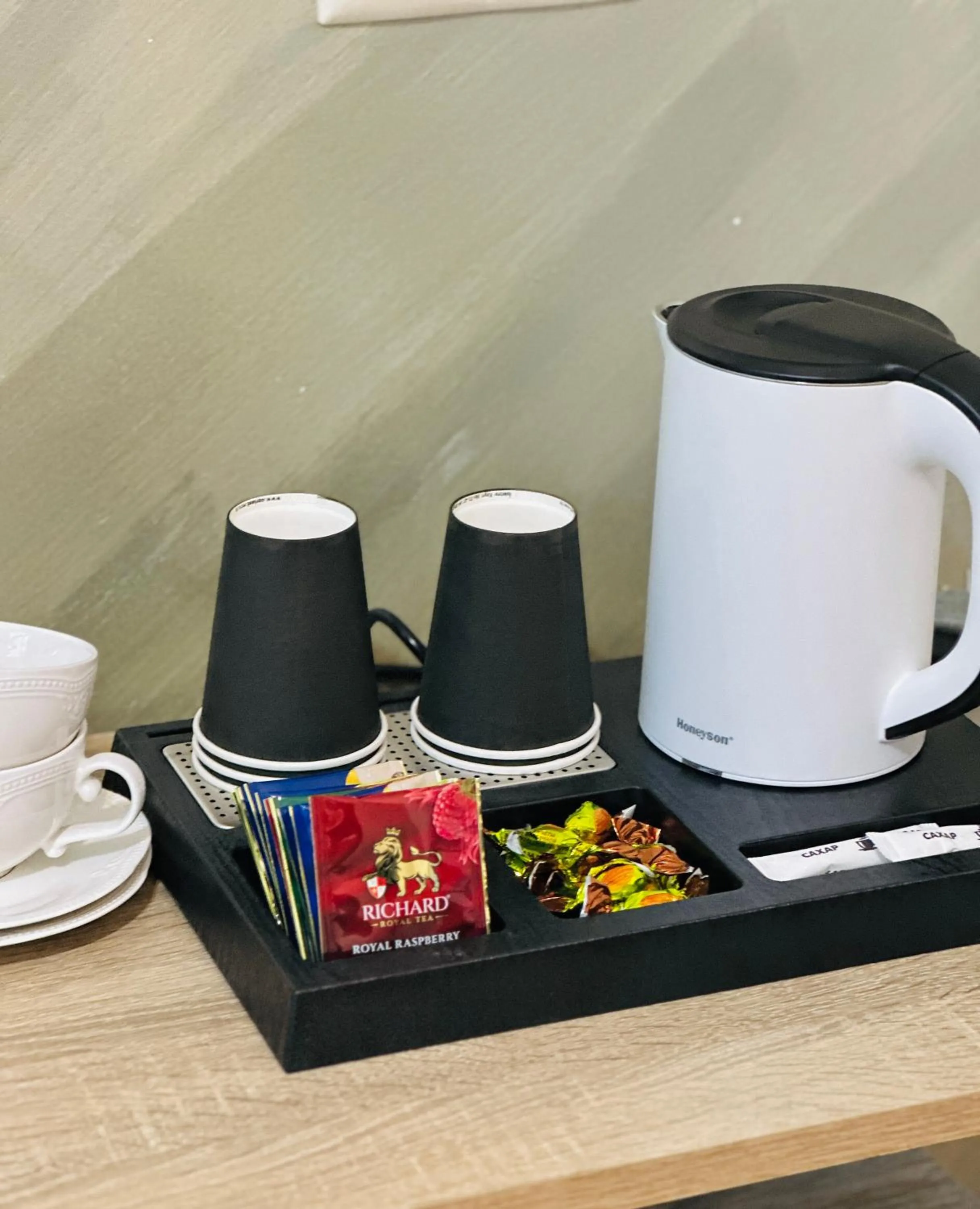 Coffee/tea facilities in Harmonia Garden GastroYard&Hotel