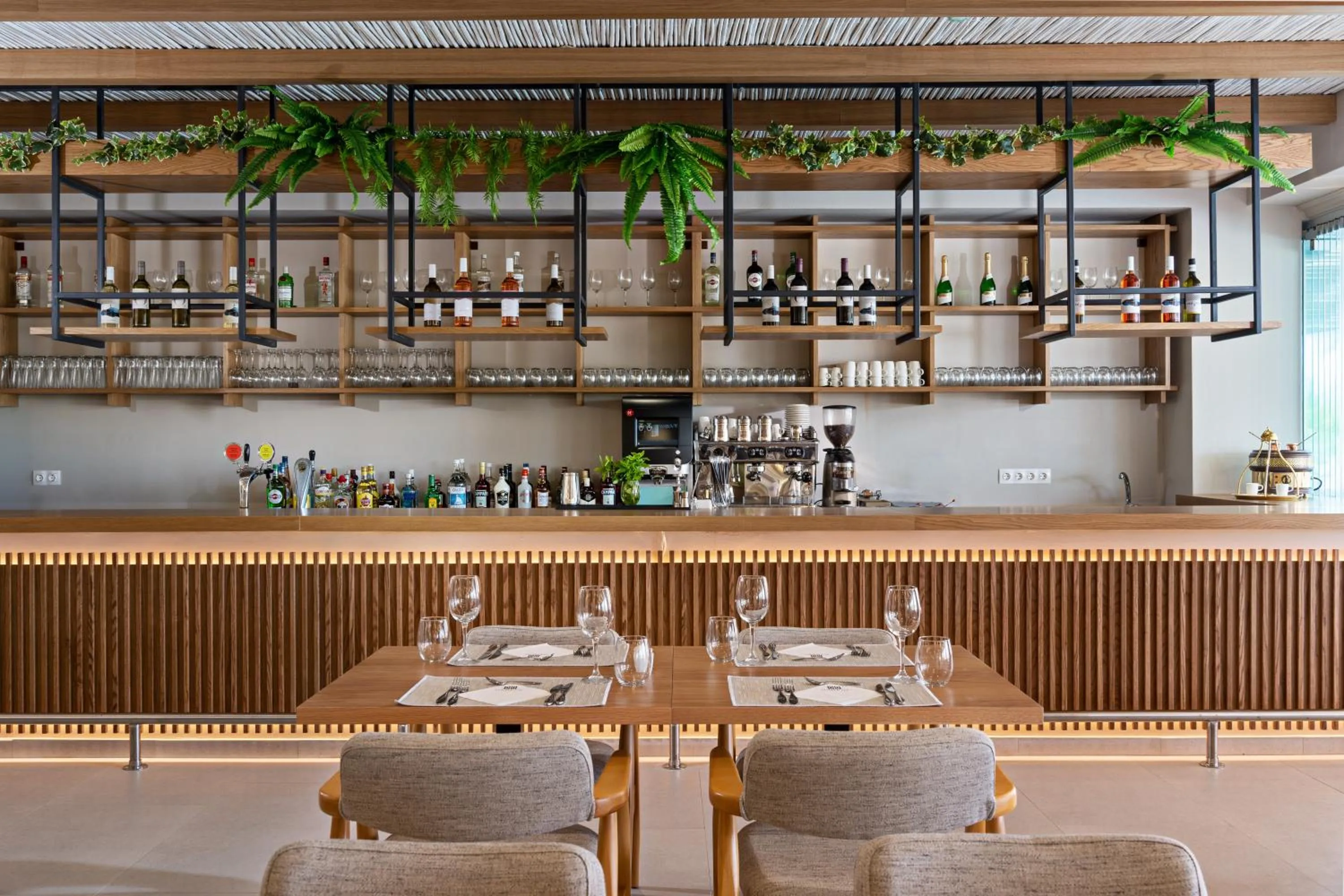 Restaurant/places to eat in Georgioupolis Suites & Aqua Park