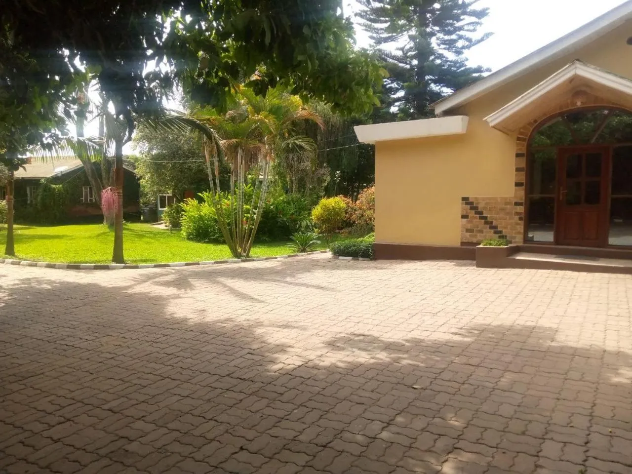 Karibu Heritage House