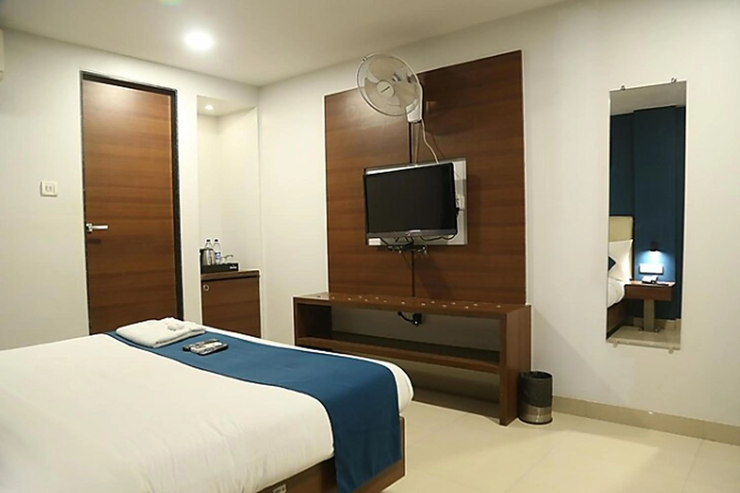 Bed in Hotel Concord Galaxy