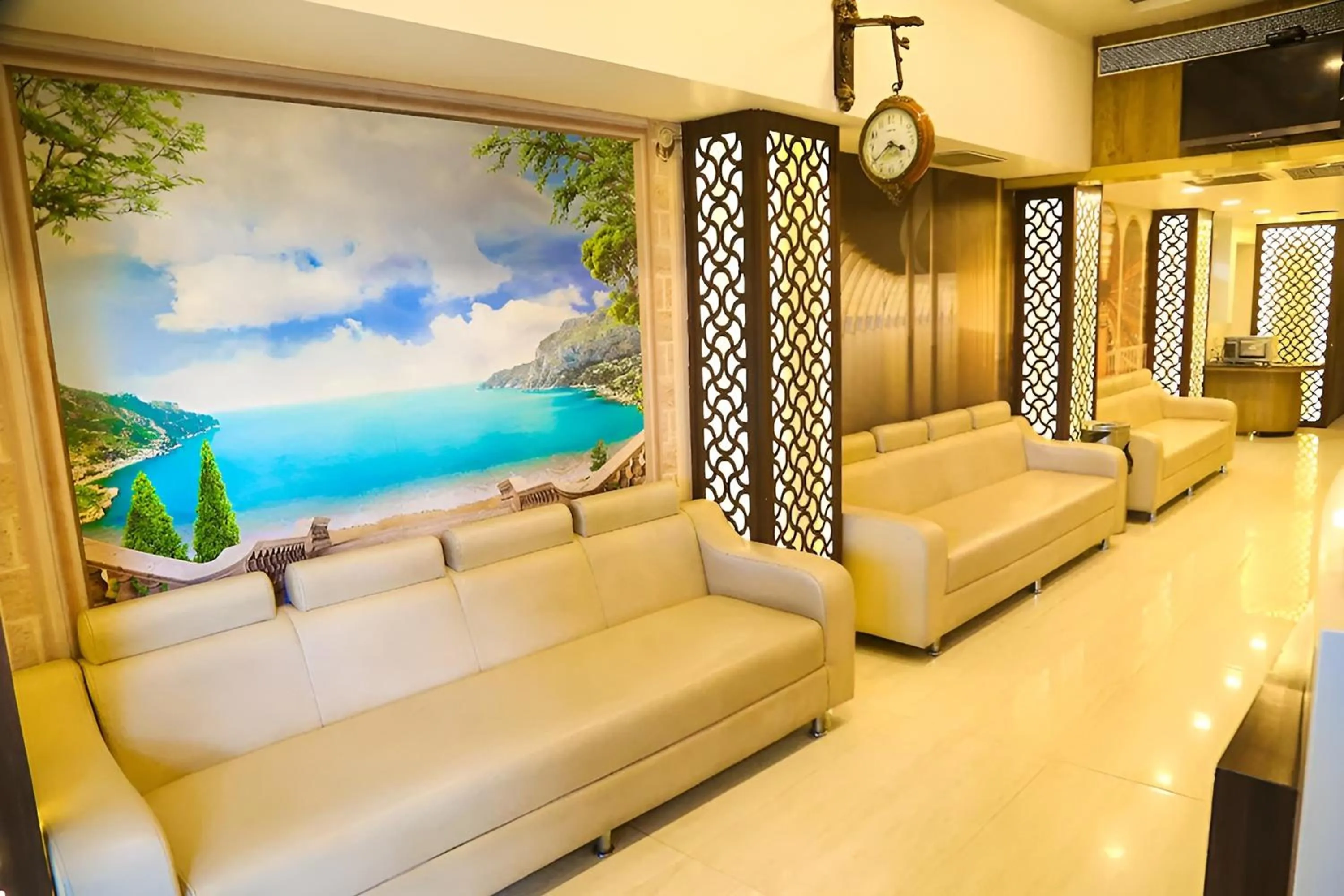 Restaurant/places to eat in Hotel Concord Galaxy