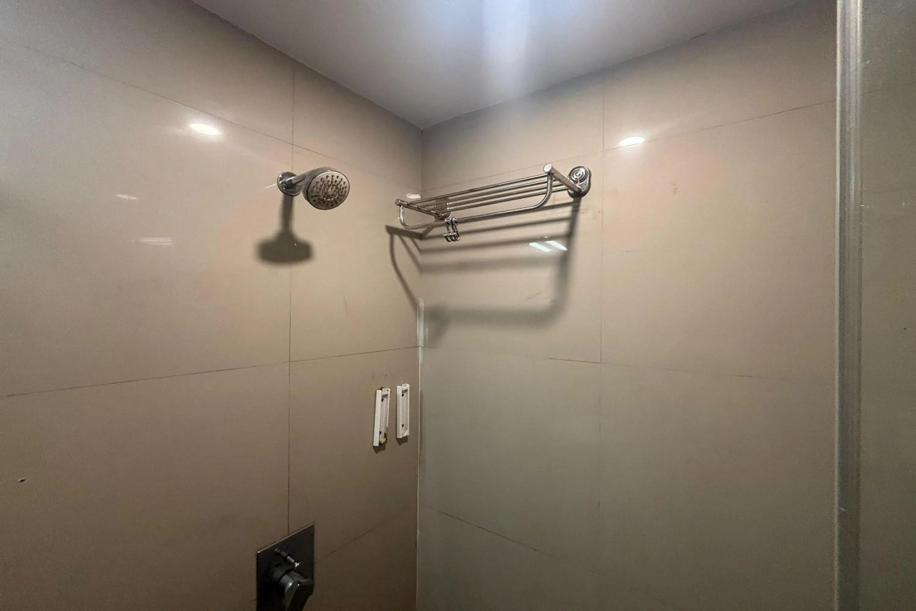 Bathroom in Hotel Concord Galaxy