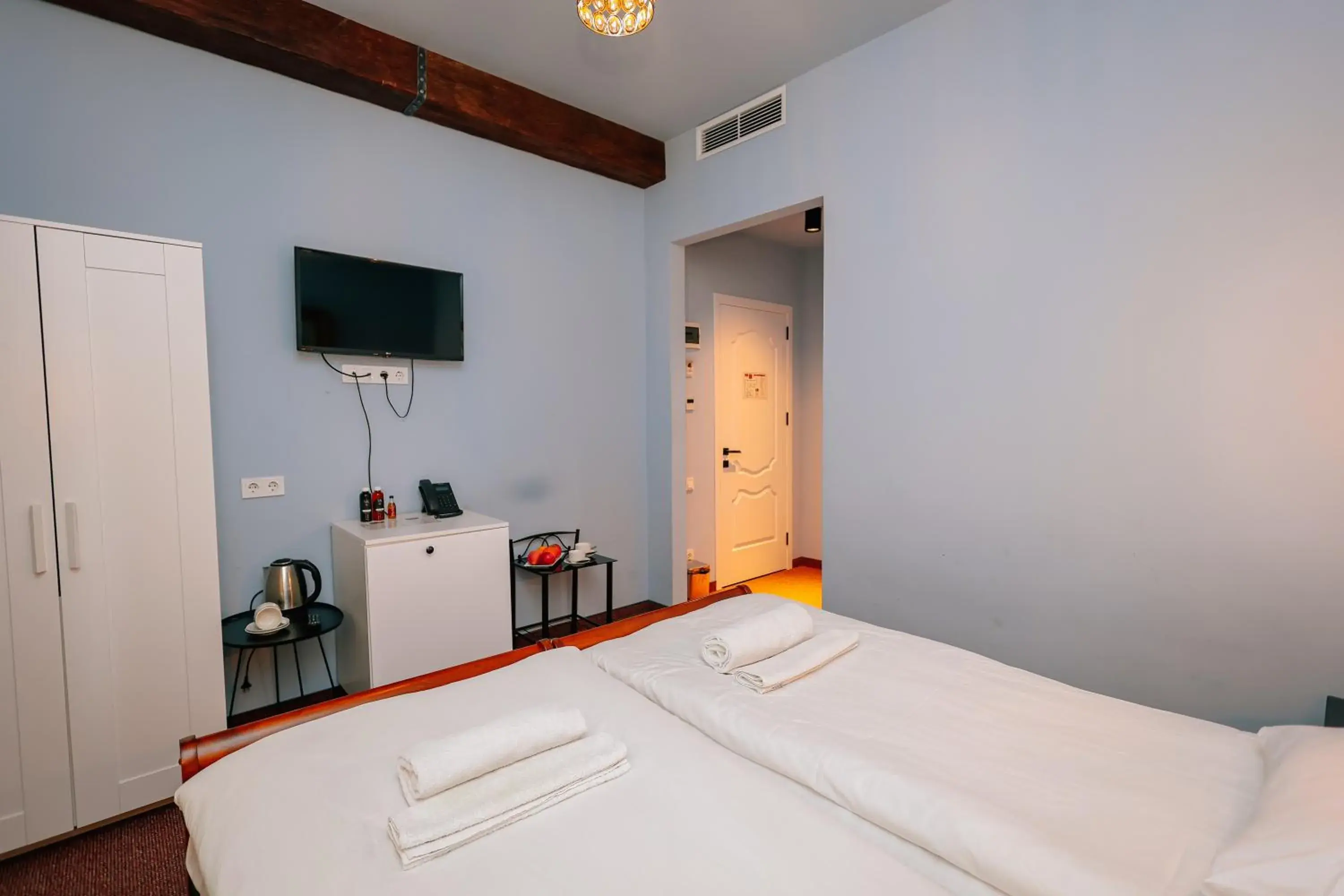 Double or Twin Room with Balcony - single occupancy in Magnolia Double or Twin Room with Balcony - single occupancy in Magnolia