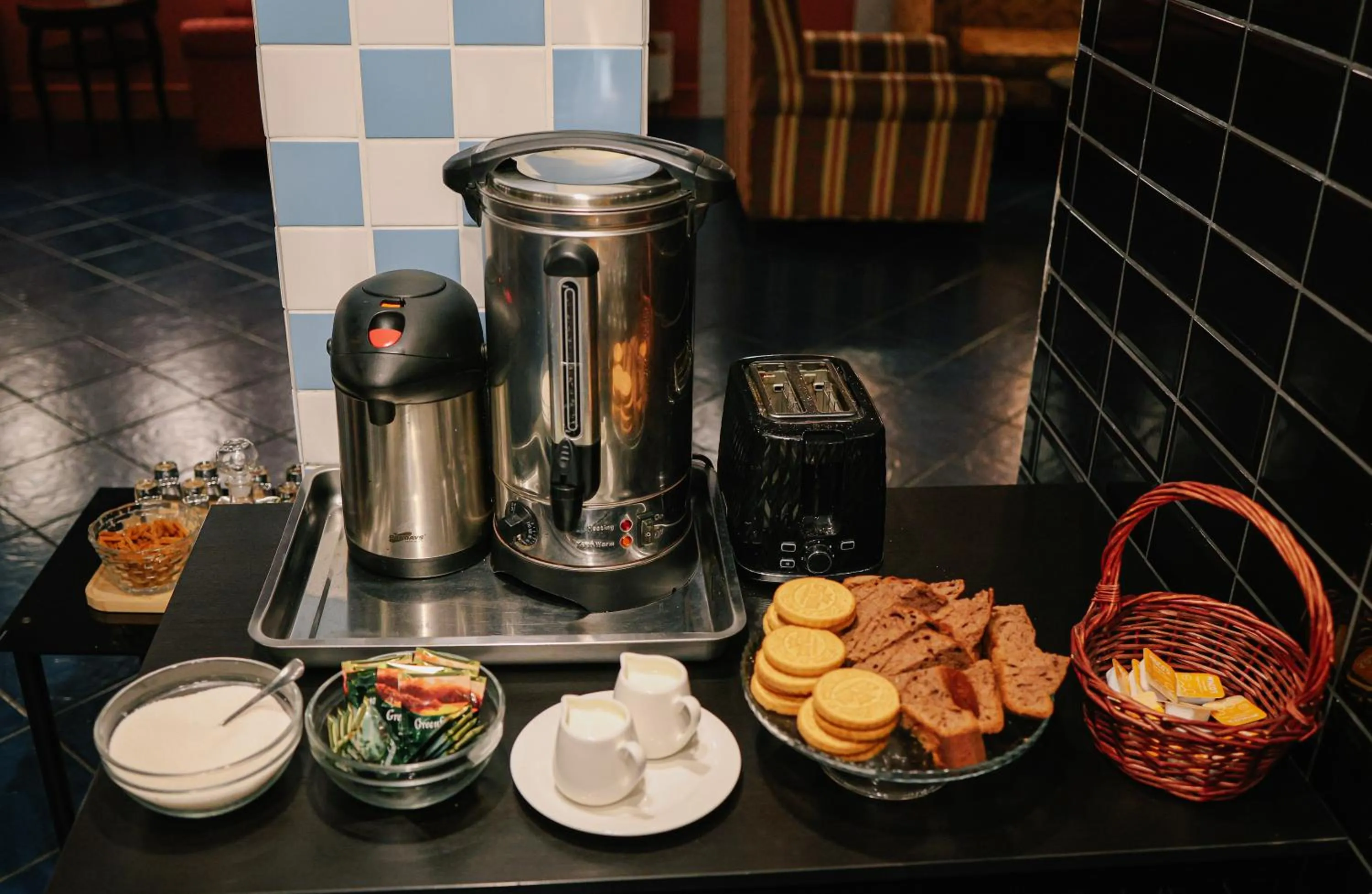 Coffee/tea facilities in Magnolia