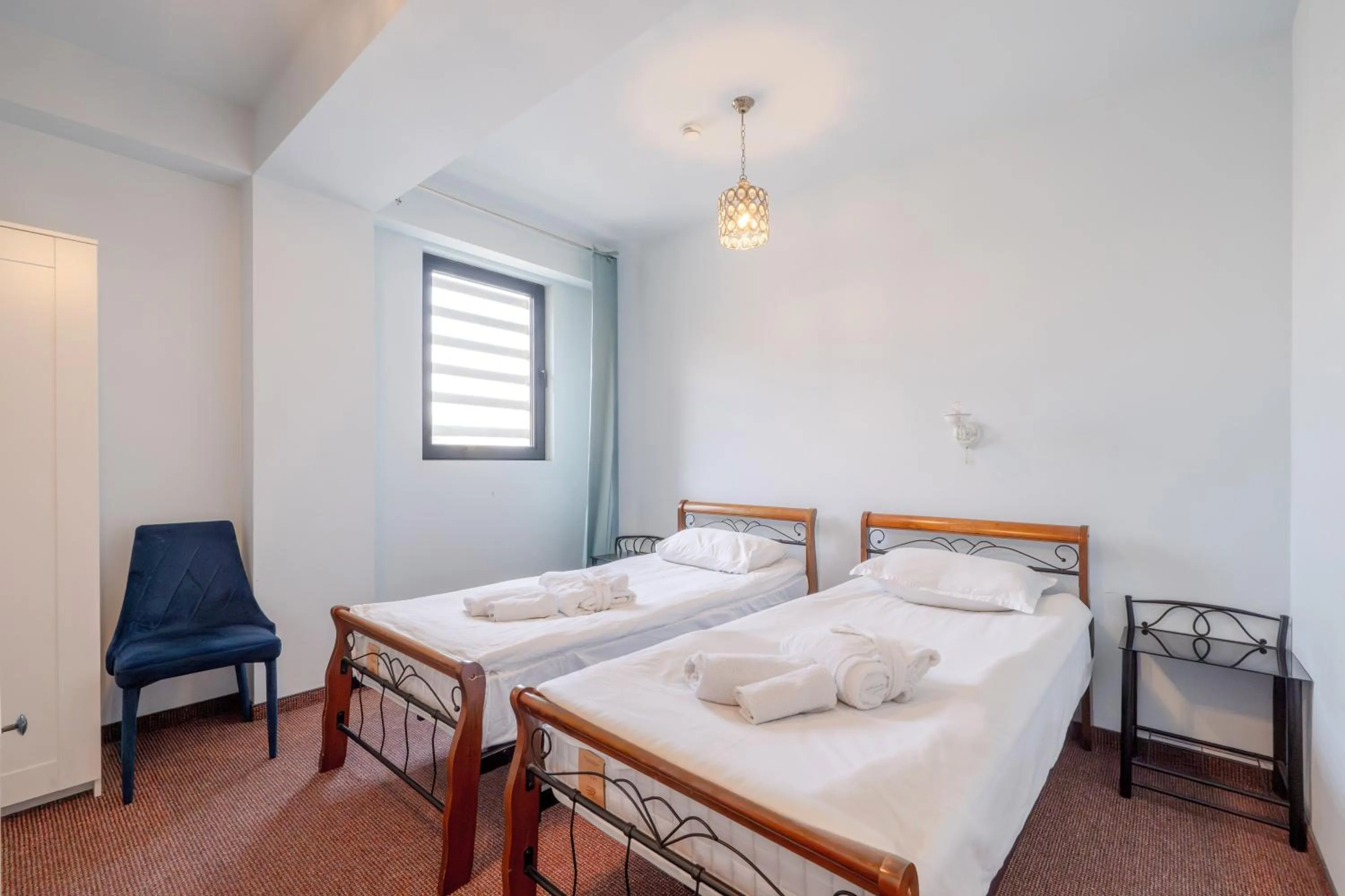 Decorative detail, Bed in Magnolia