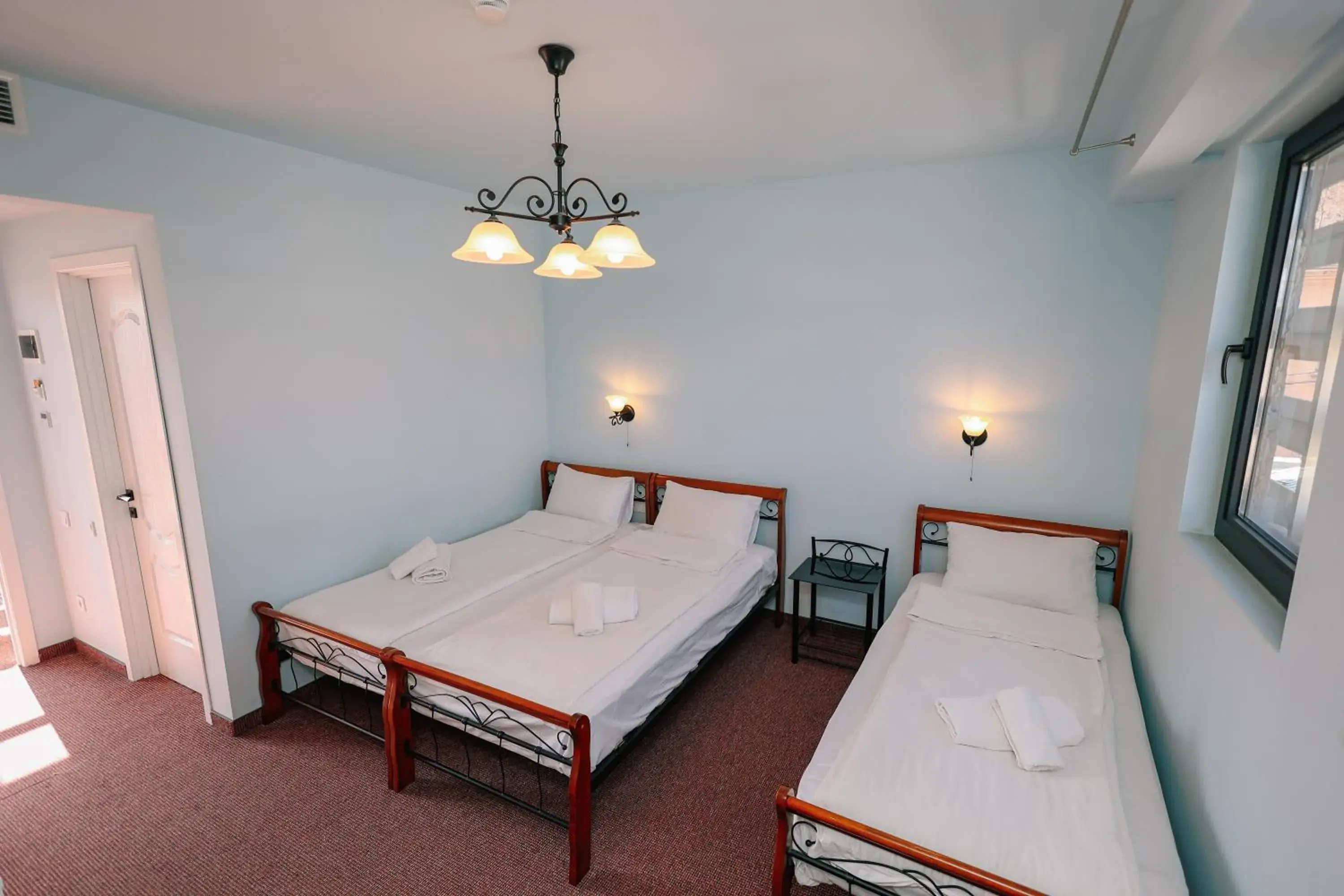 Triple Room in Magnolia Triple Room in Magnolia