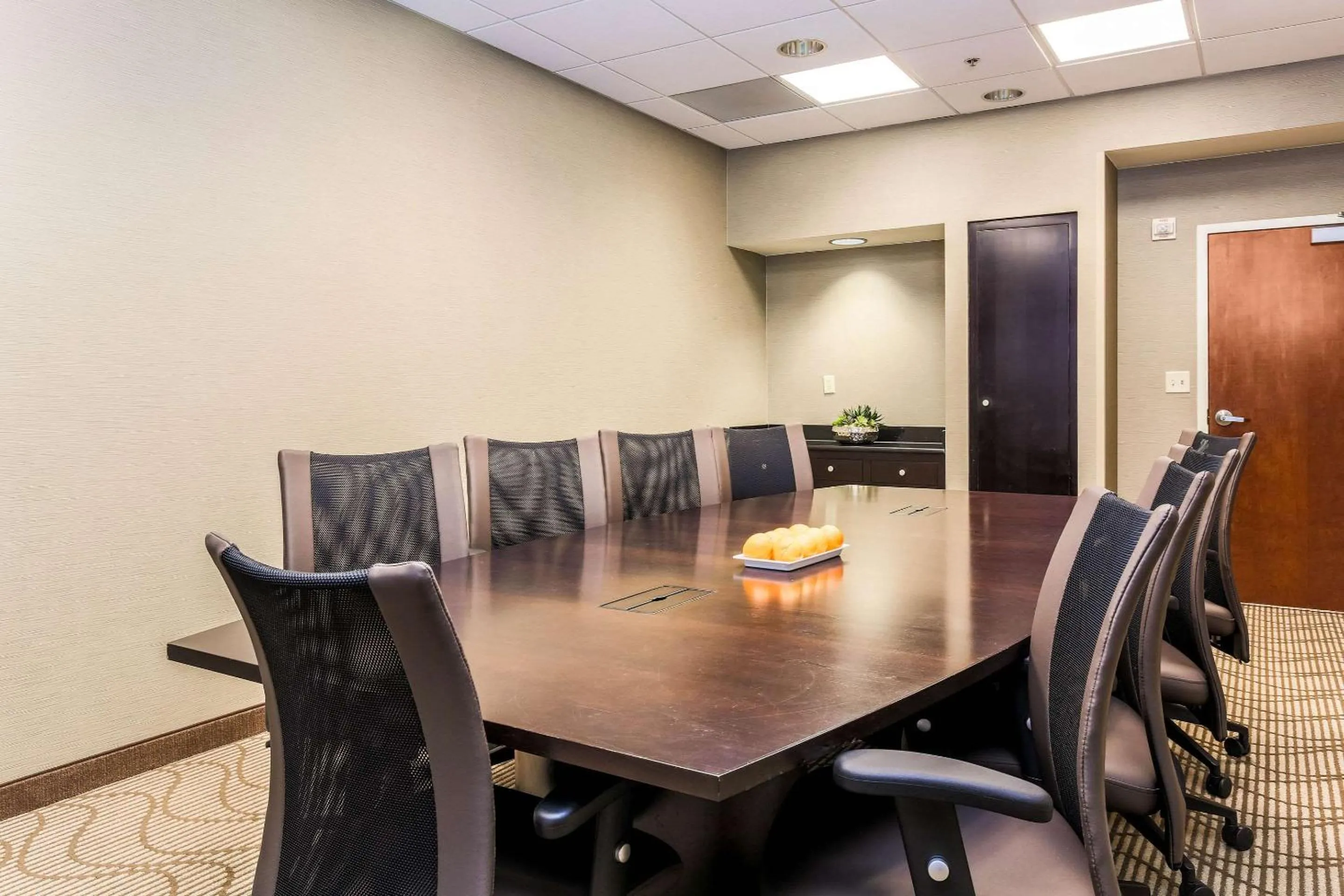 Meeting/conference room in Comfort Suites DFW N-Grapevine