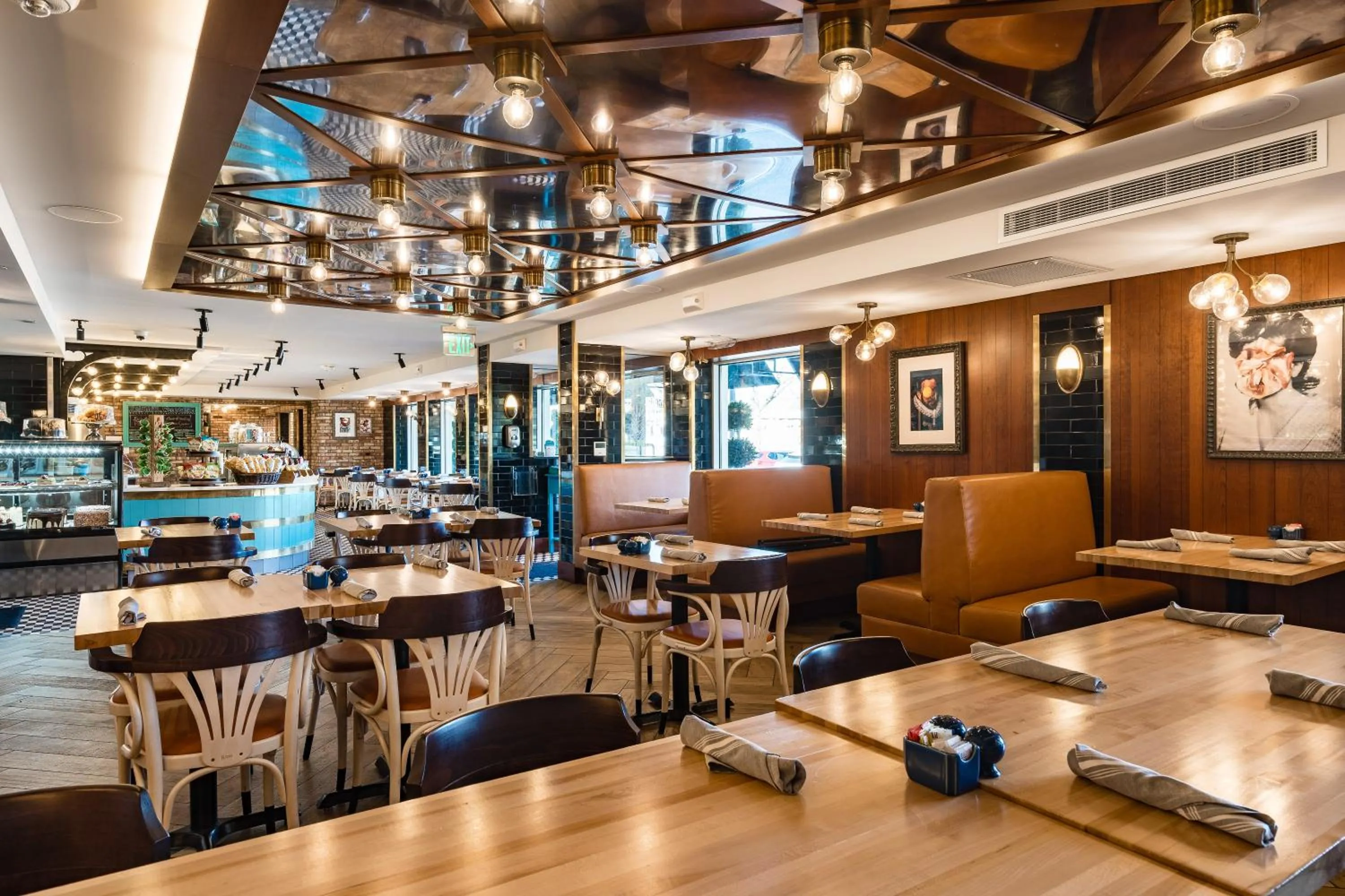 Breakfast in The Kingsley Bloomfield Hills - a DoubleTree by Hilton