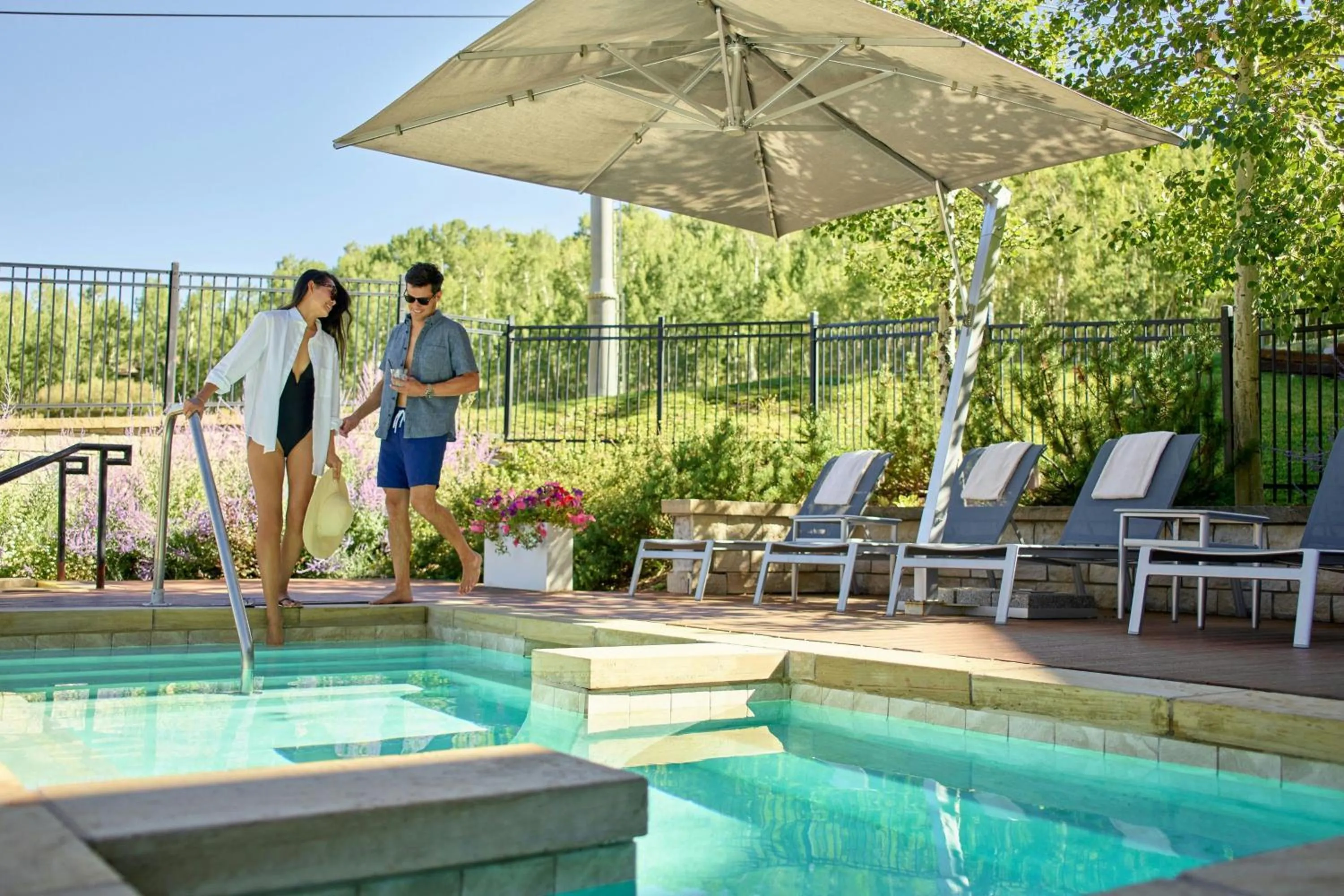 Swimming pool in Viewline Resort Snowmass, Autograph Collection