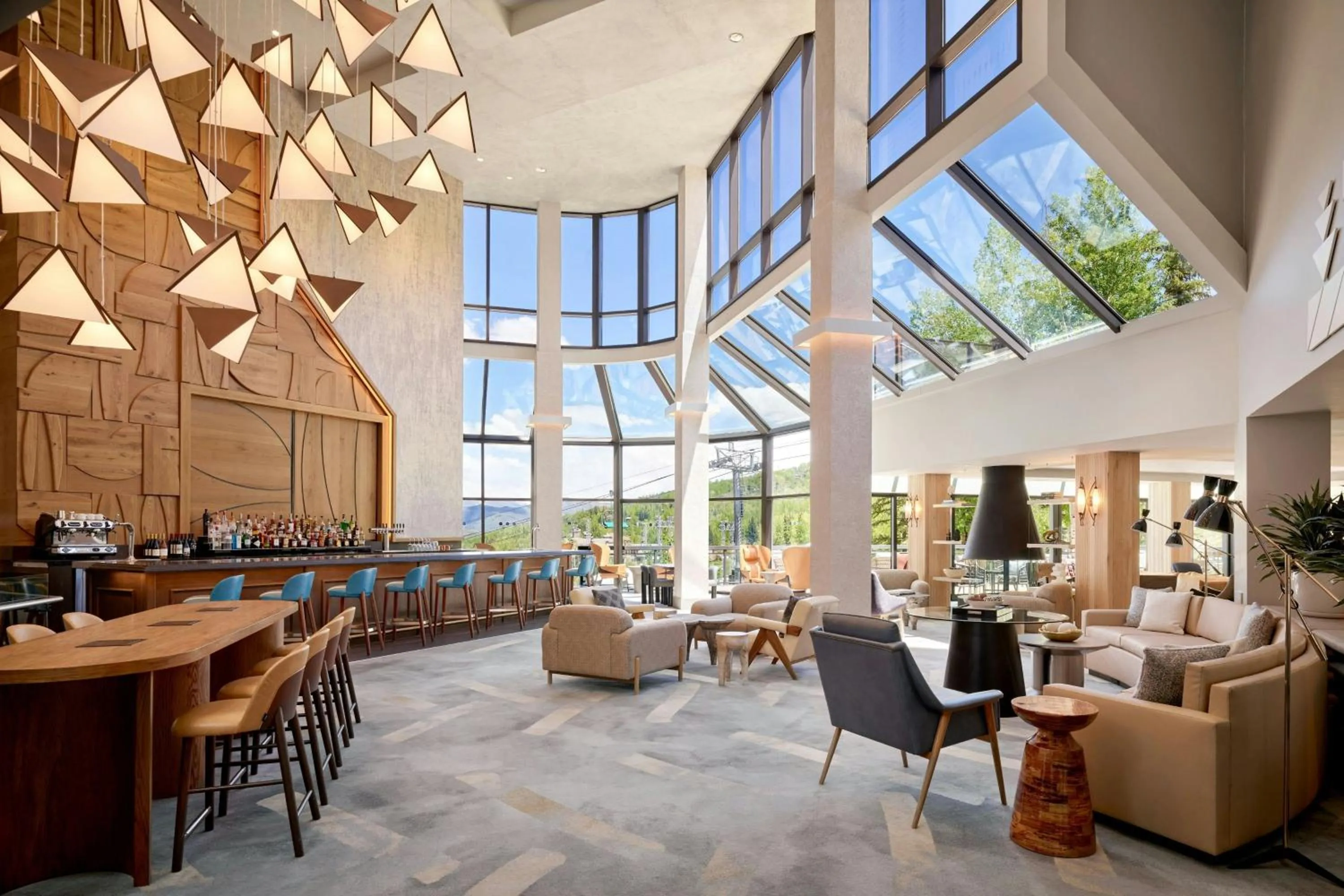 Lobby or reception in Viewline Resort Snowmass, Autograph Collection