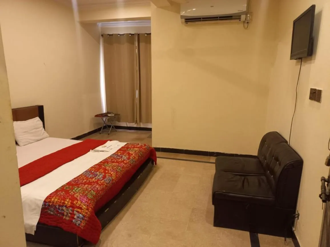 Bedroom in Hotel Tulip Inn Rawalpindi