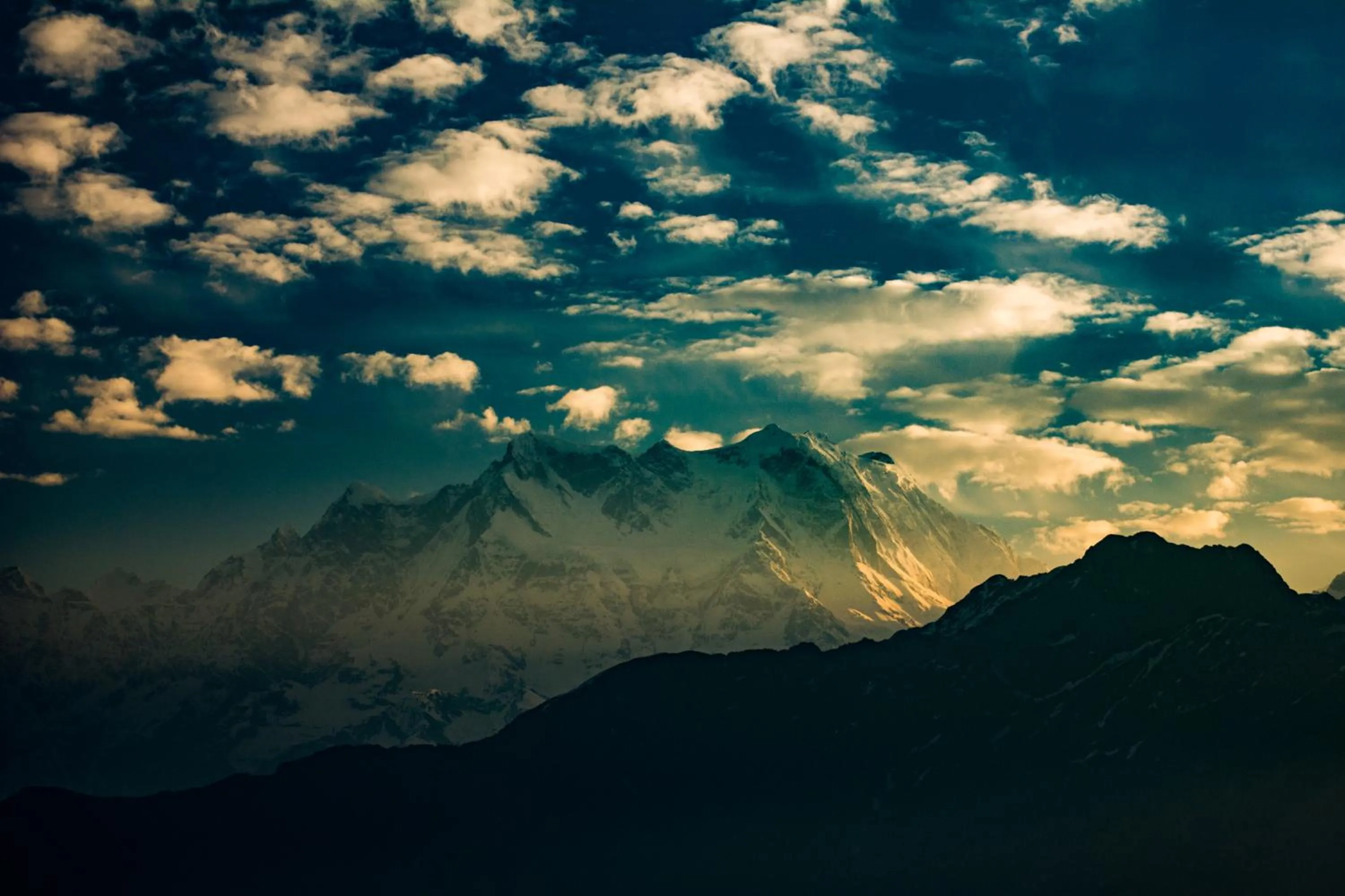 Natural landscape in Captains Paradise Luxury Resort at Mukteshwar Hill Station