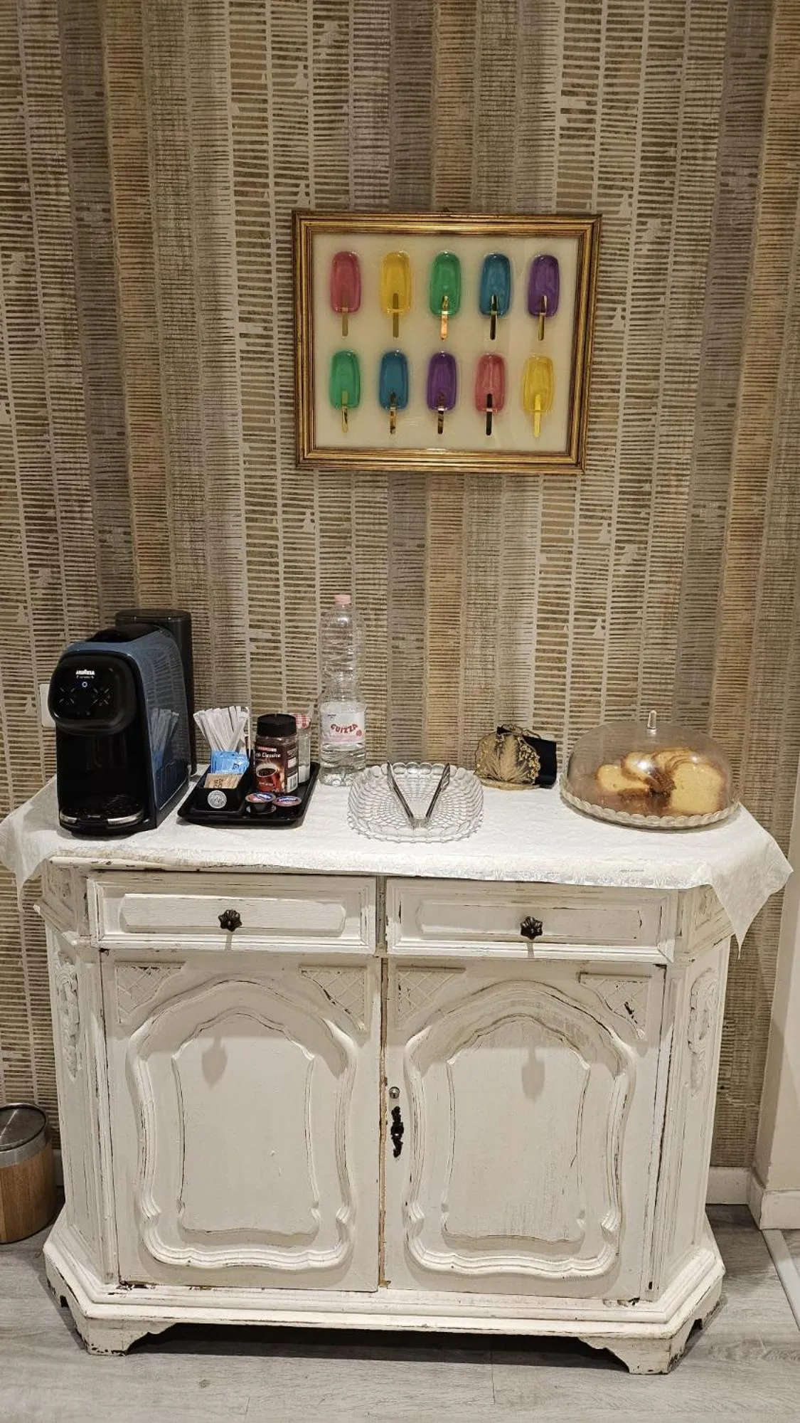 Breakfast in Design 18 Charming Rooms