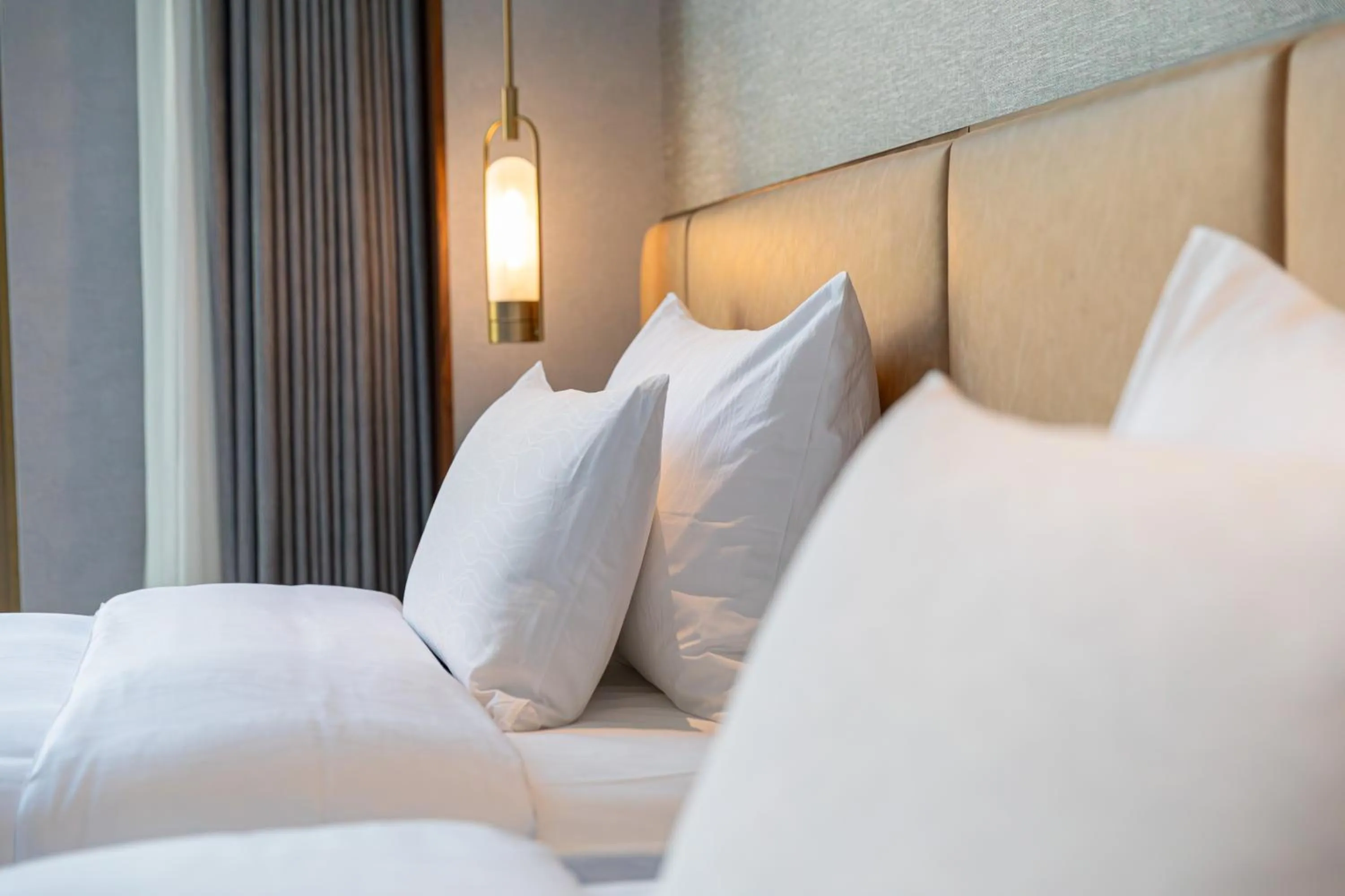 Bed in Guangzhou Dong Fang Hotel