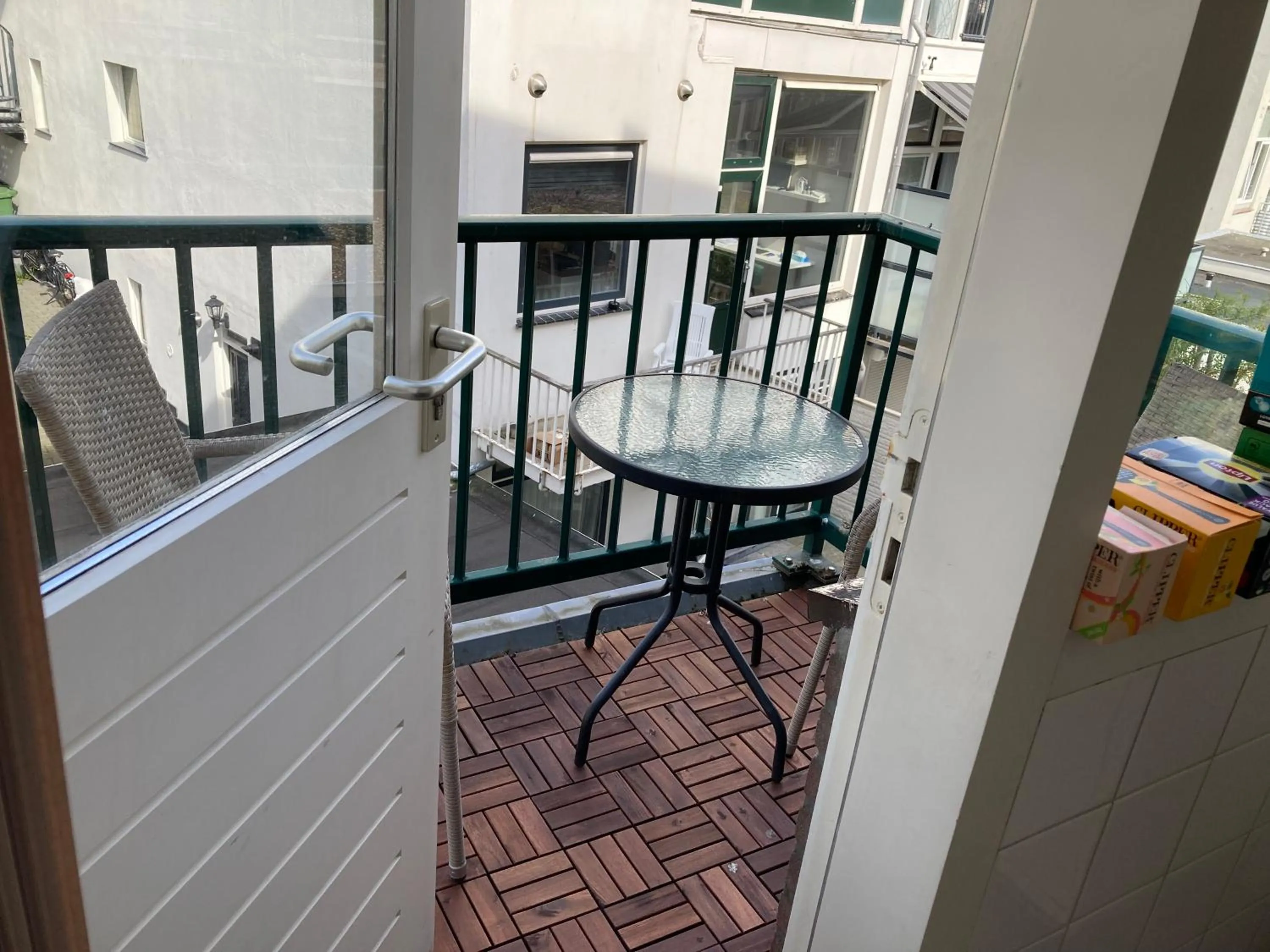 Balcony/Terrace in Plato by Hofstad Studio’s