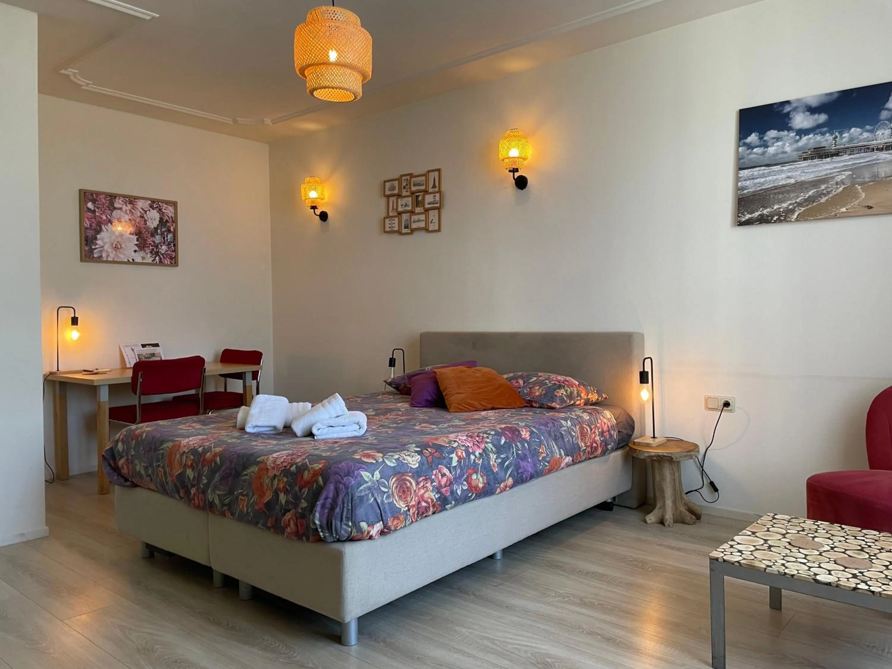 Bed in Plato by Hofstad Studio’s