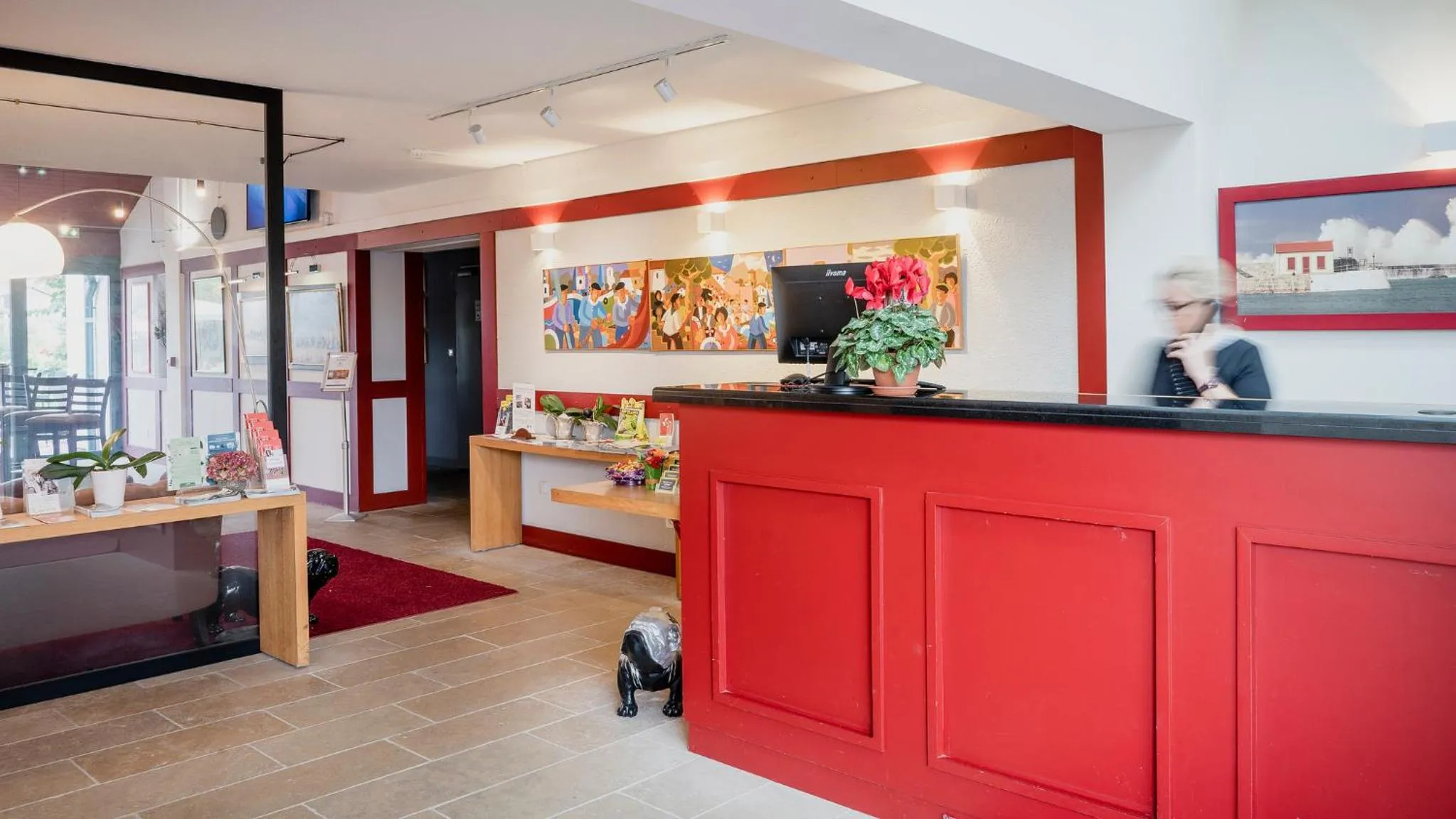 Lobby or reception in Hotel Donibane Saint-Jean-de-Luz