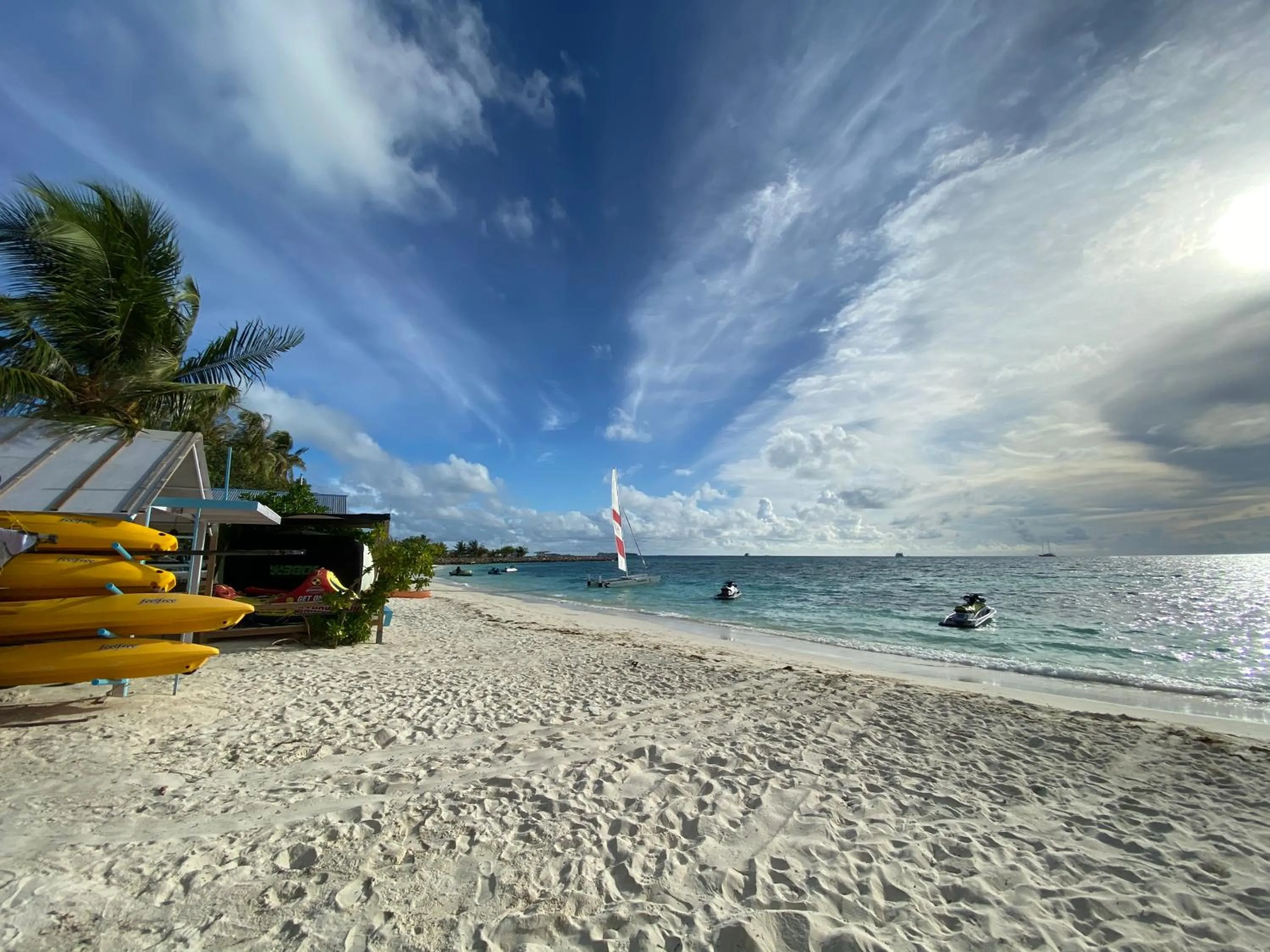 Beach in Lagoona Sunset