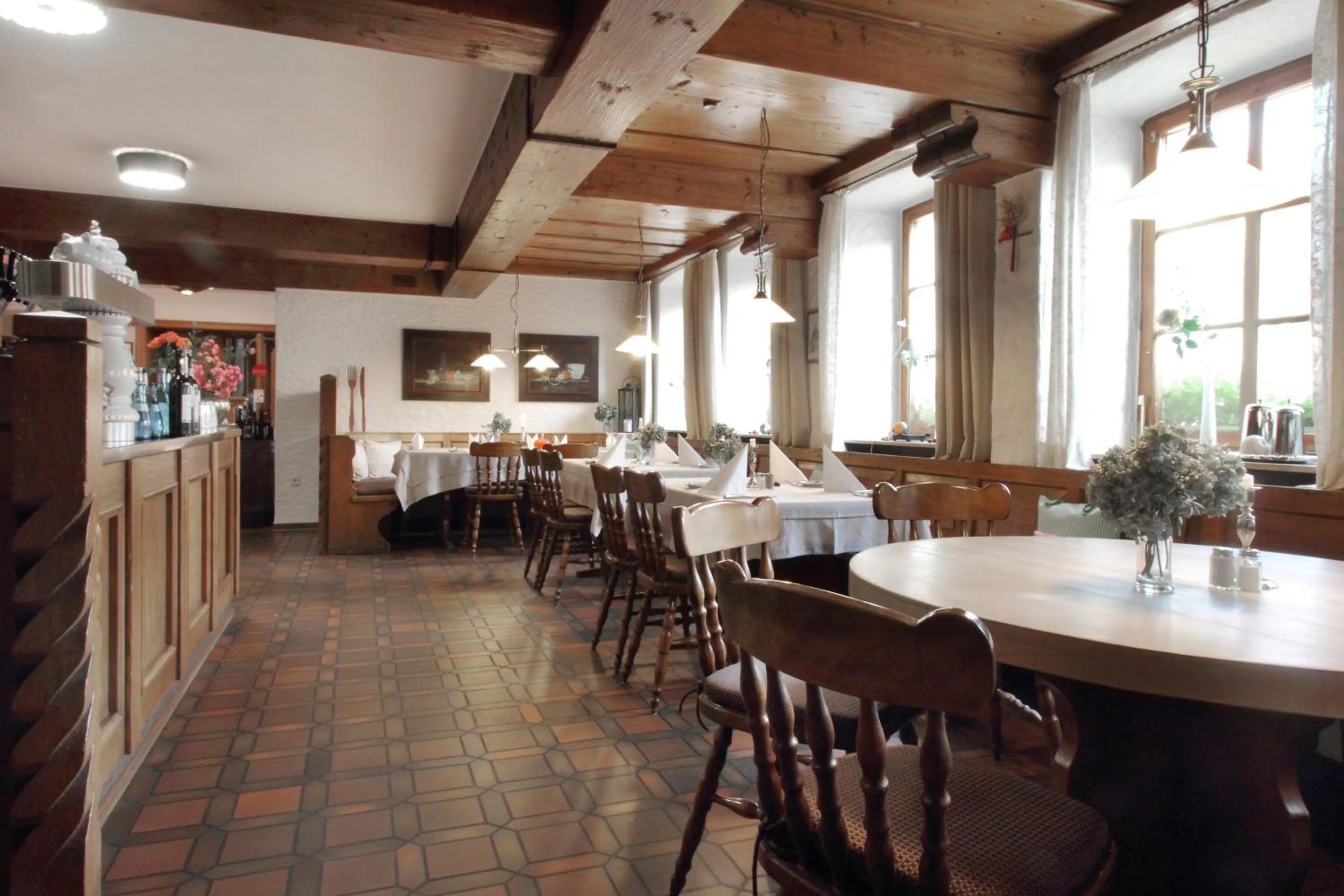 Restaurant/places to eat in Hotel-Restaurant Roter Ochsen