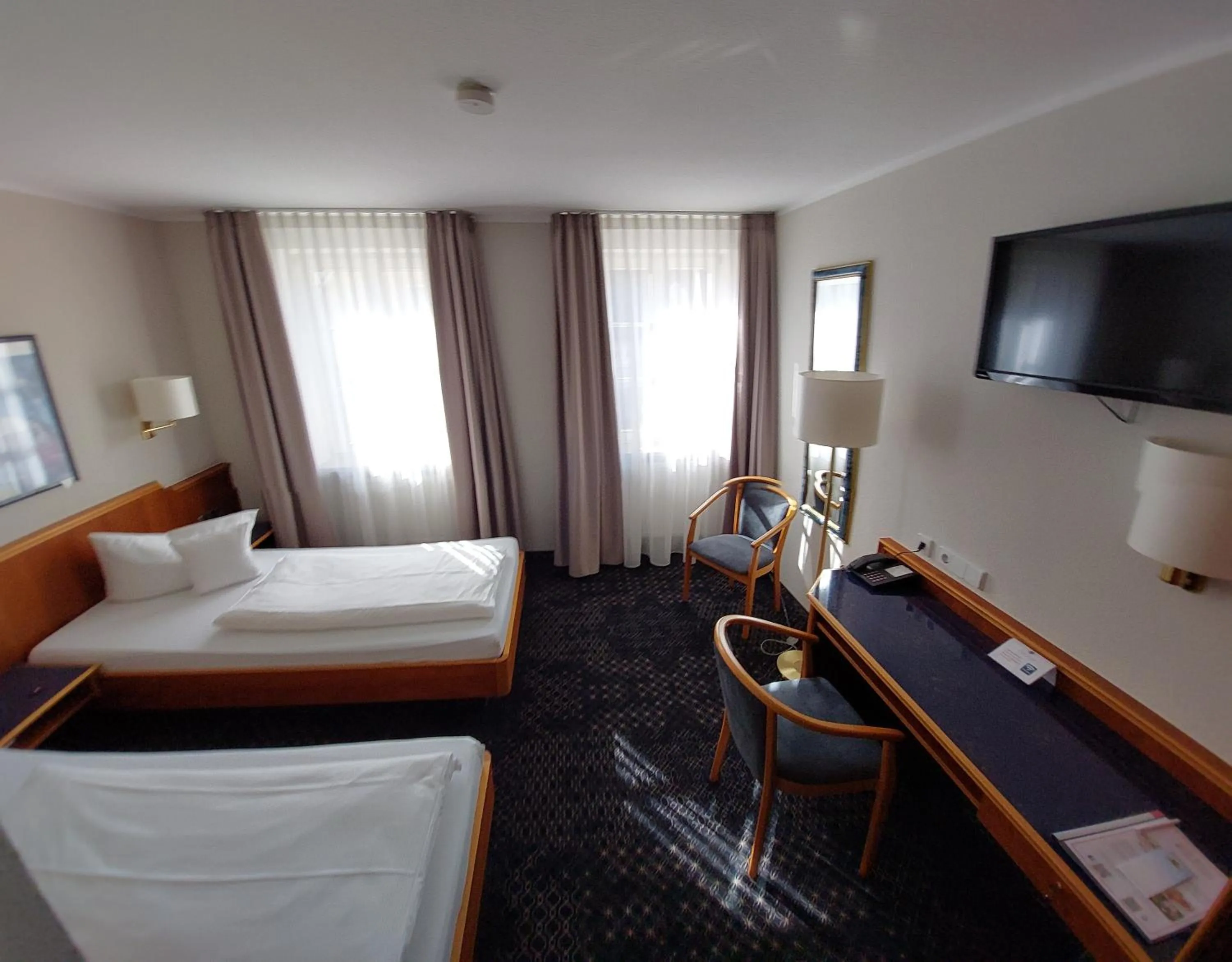 Bed in Hotel-Restaurant Roter Ochsen