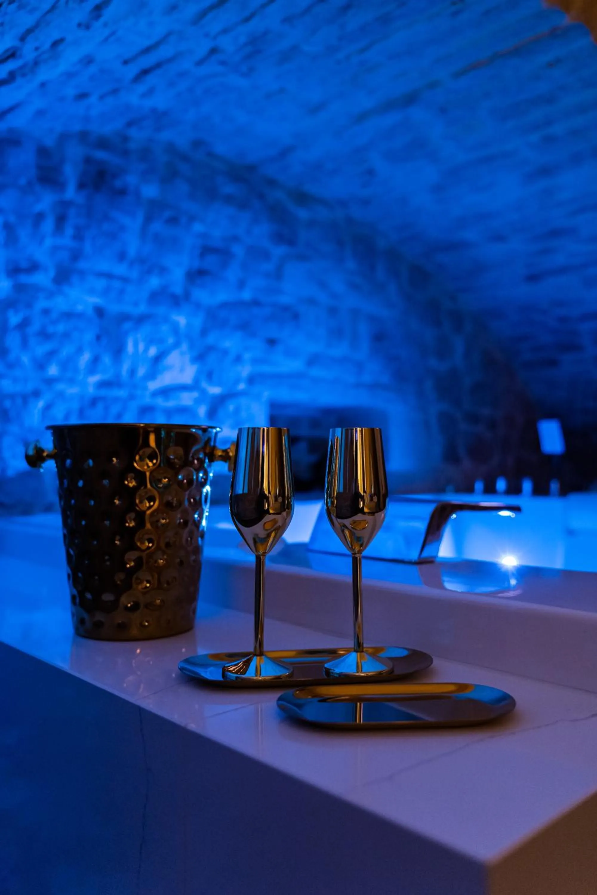 Hot Tub in Gold Suite B&B