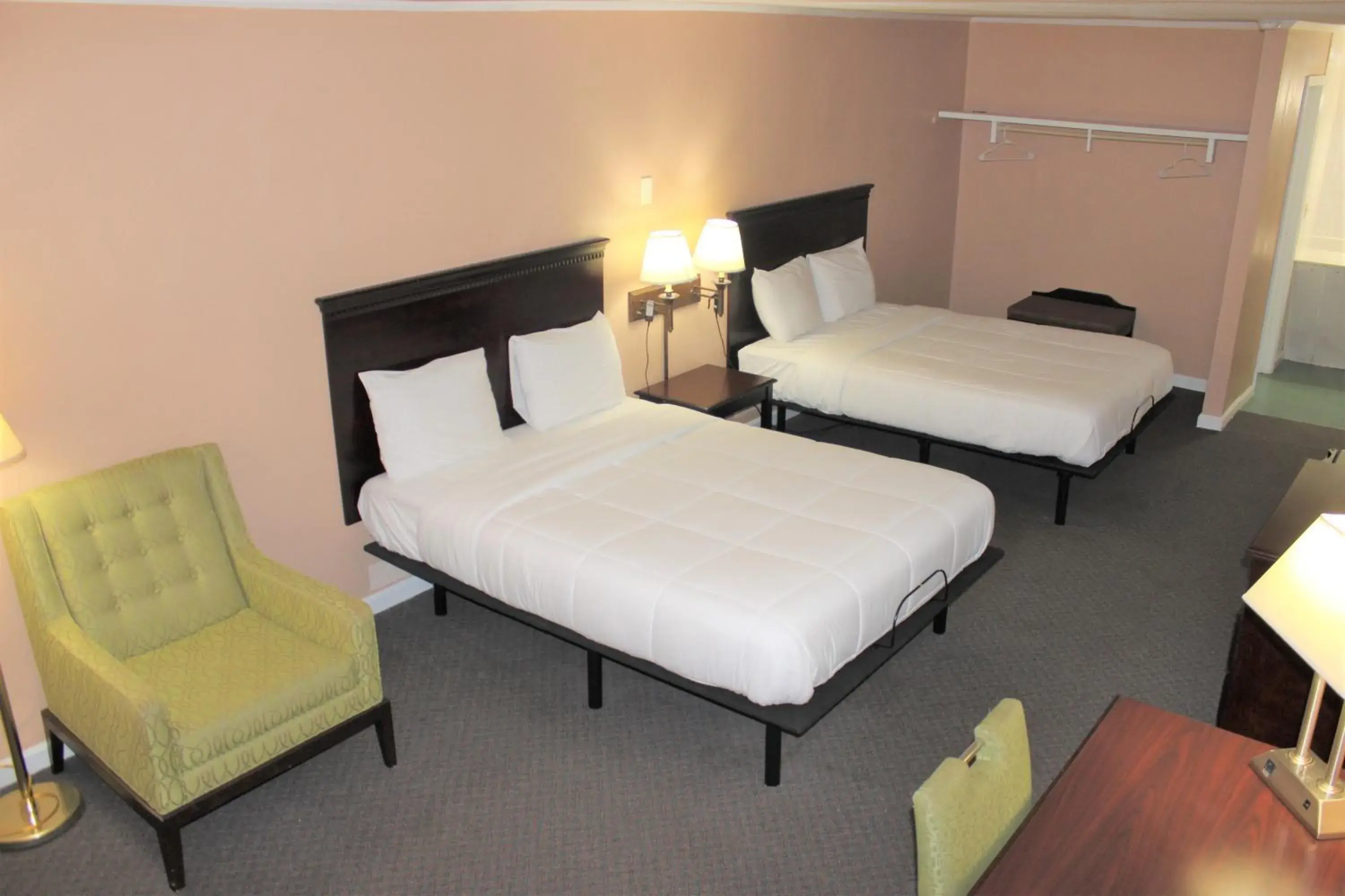 Double Room with Private Bathroom in Bar-Mel Inn Double Room with Private Bathroom in Bar-Mel Inn