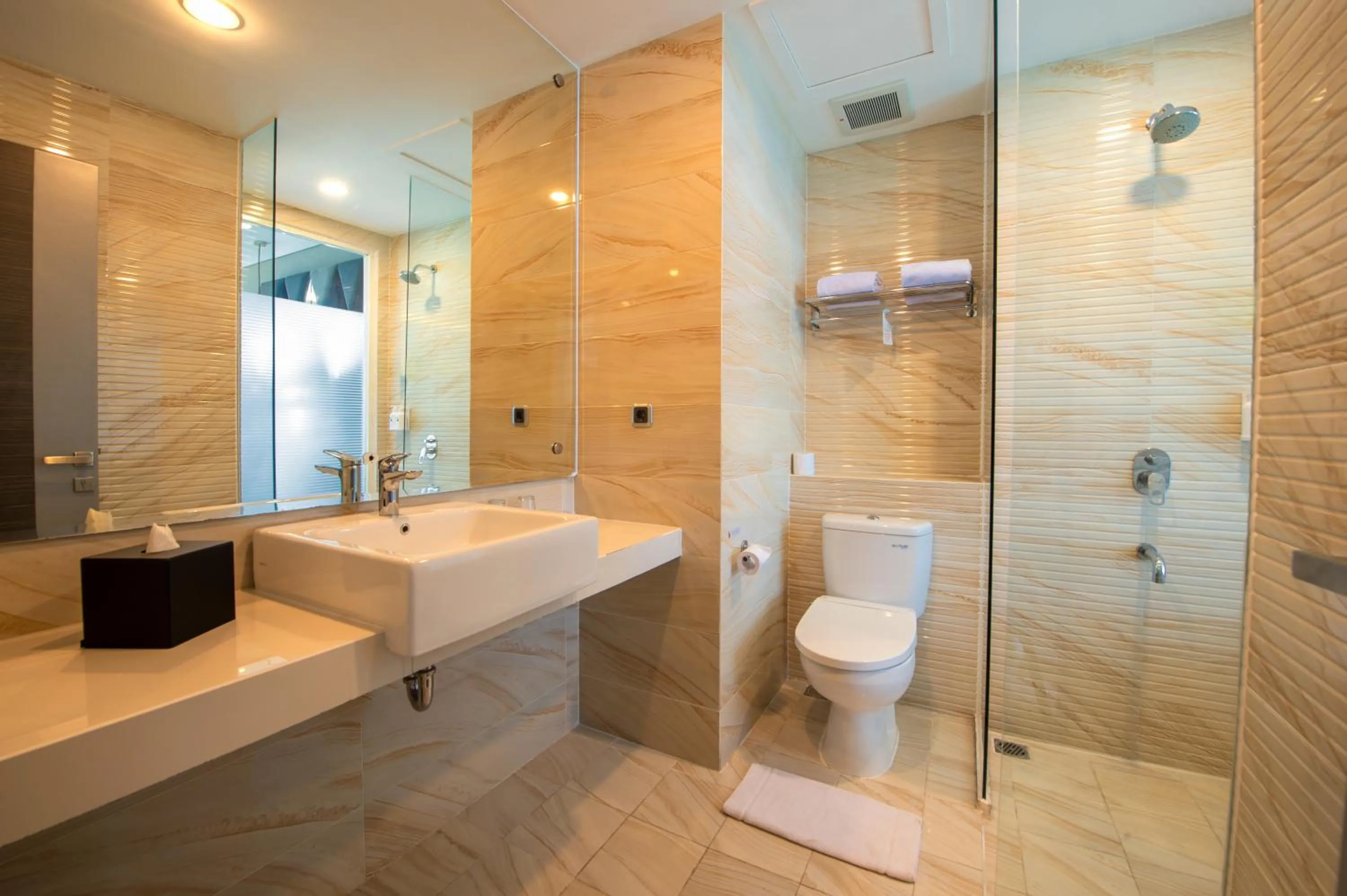 Toilet in Swiss-Belcourt Kupang