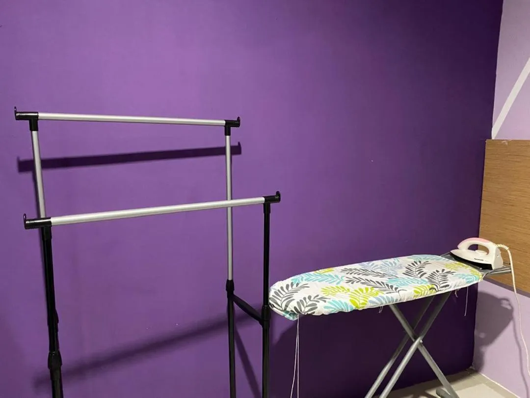 flat iron in BANGI BUSINESS Hotel