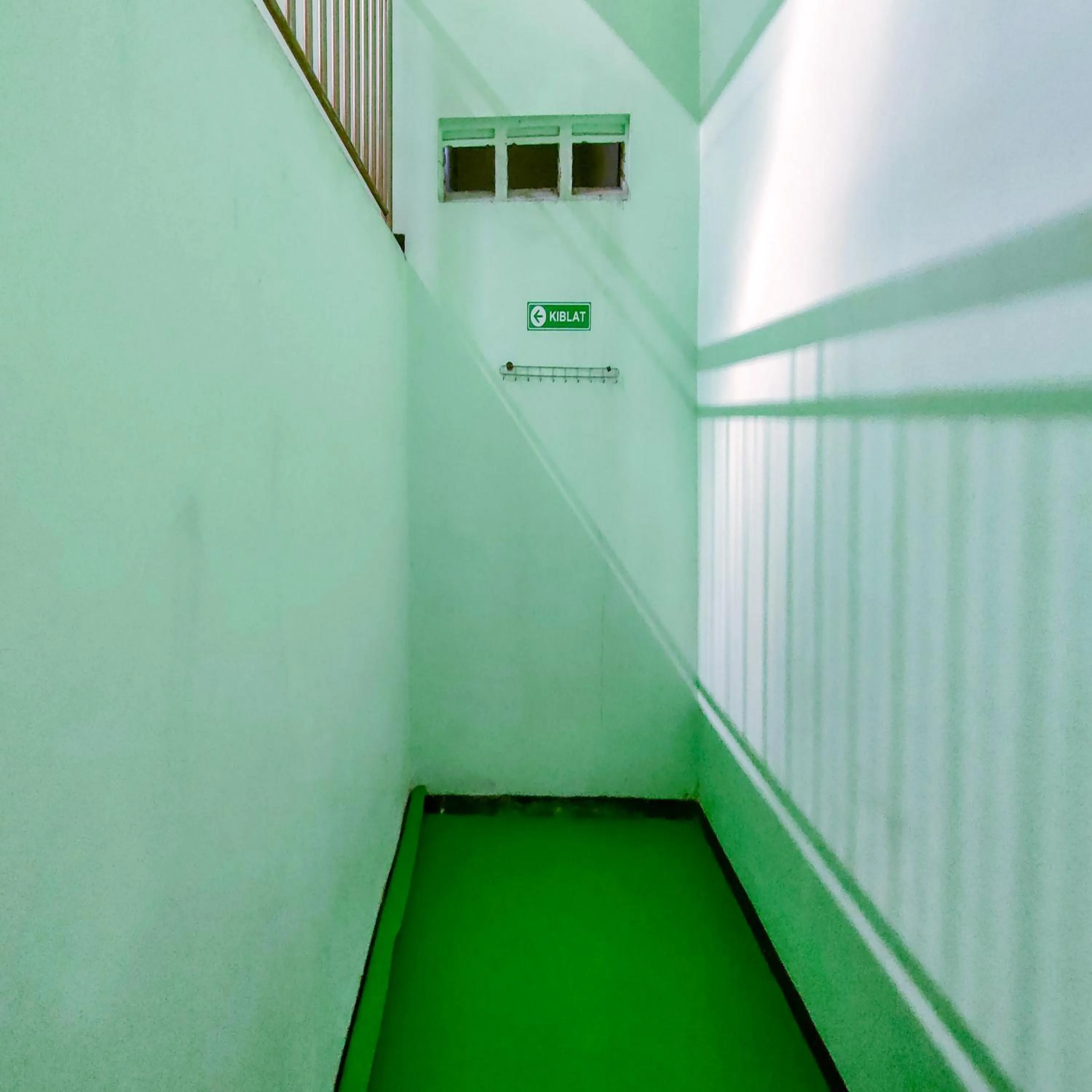 Property building in Capital O 90709 Djati Guest House