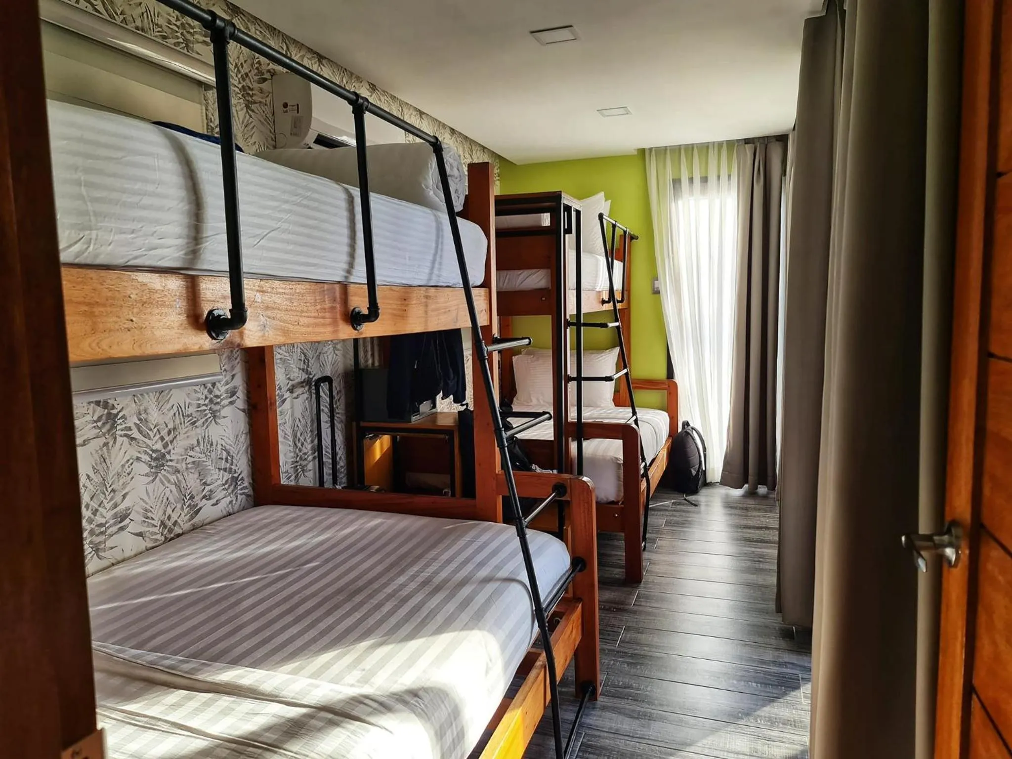 Bedroom, Bed in Crusoe Cabins Costa Azalea