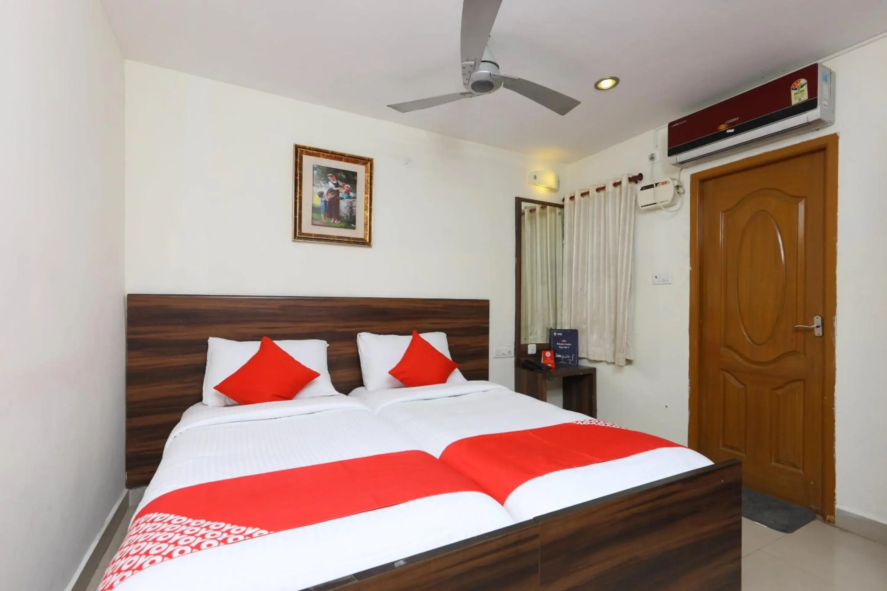 Hotel O The OAKS Residency Hotel O The OAKS Residency