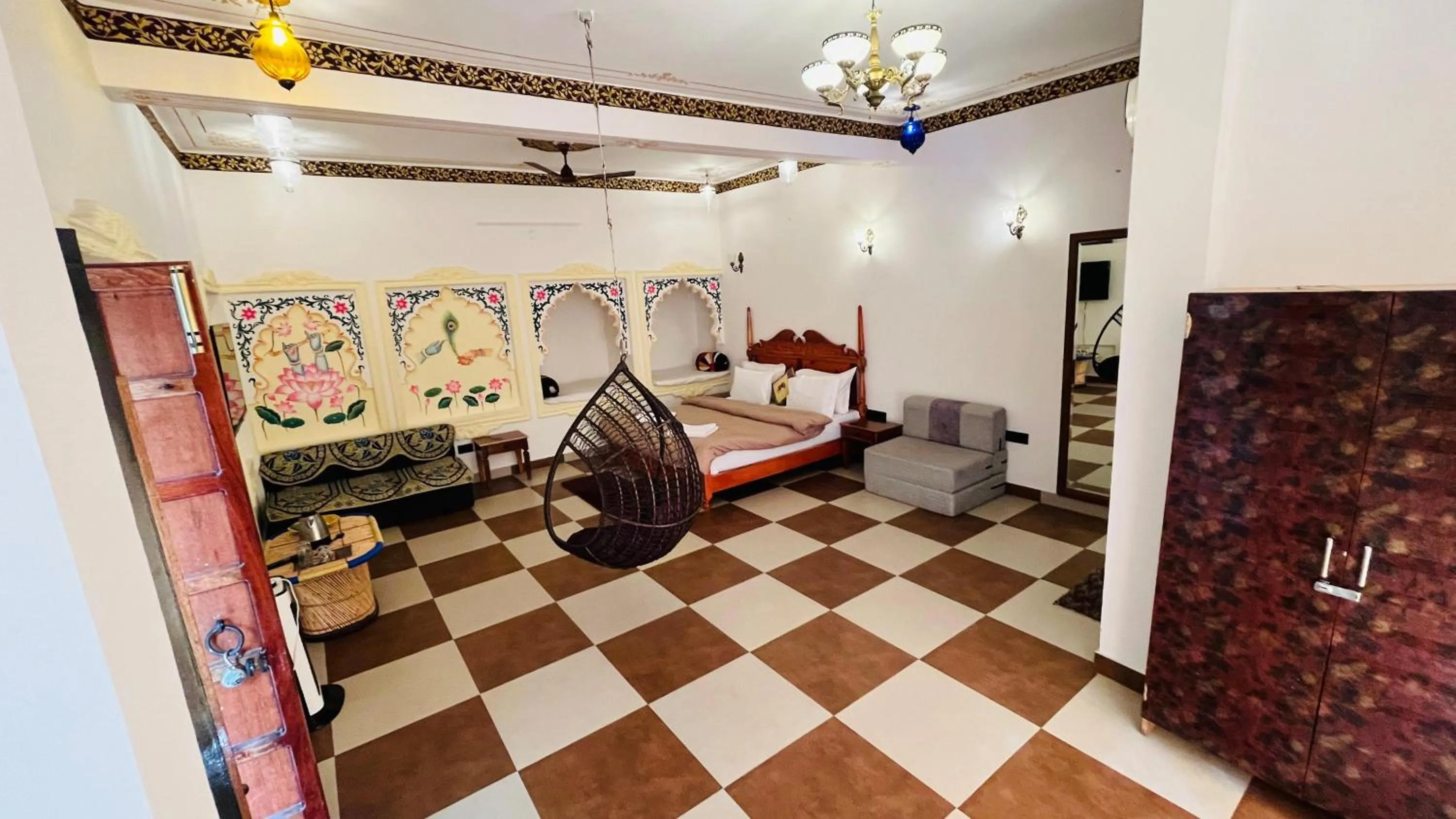 Photo of the whole room, Bed in Hotel Ushaan Haveli