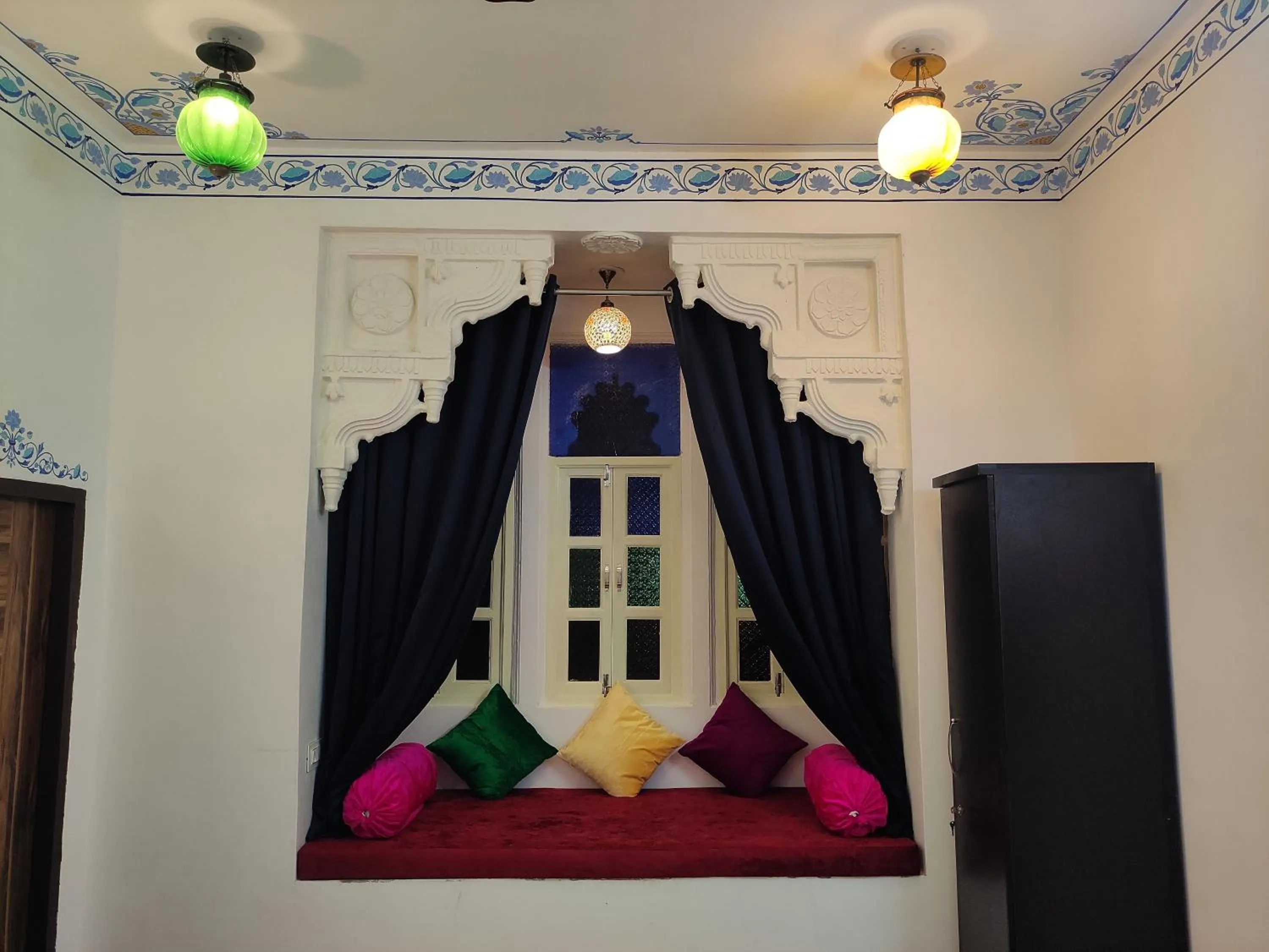 Living room in Hotel Ushaan Haveli