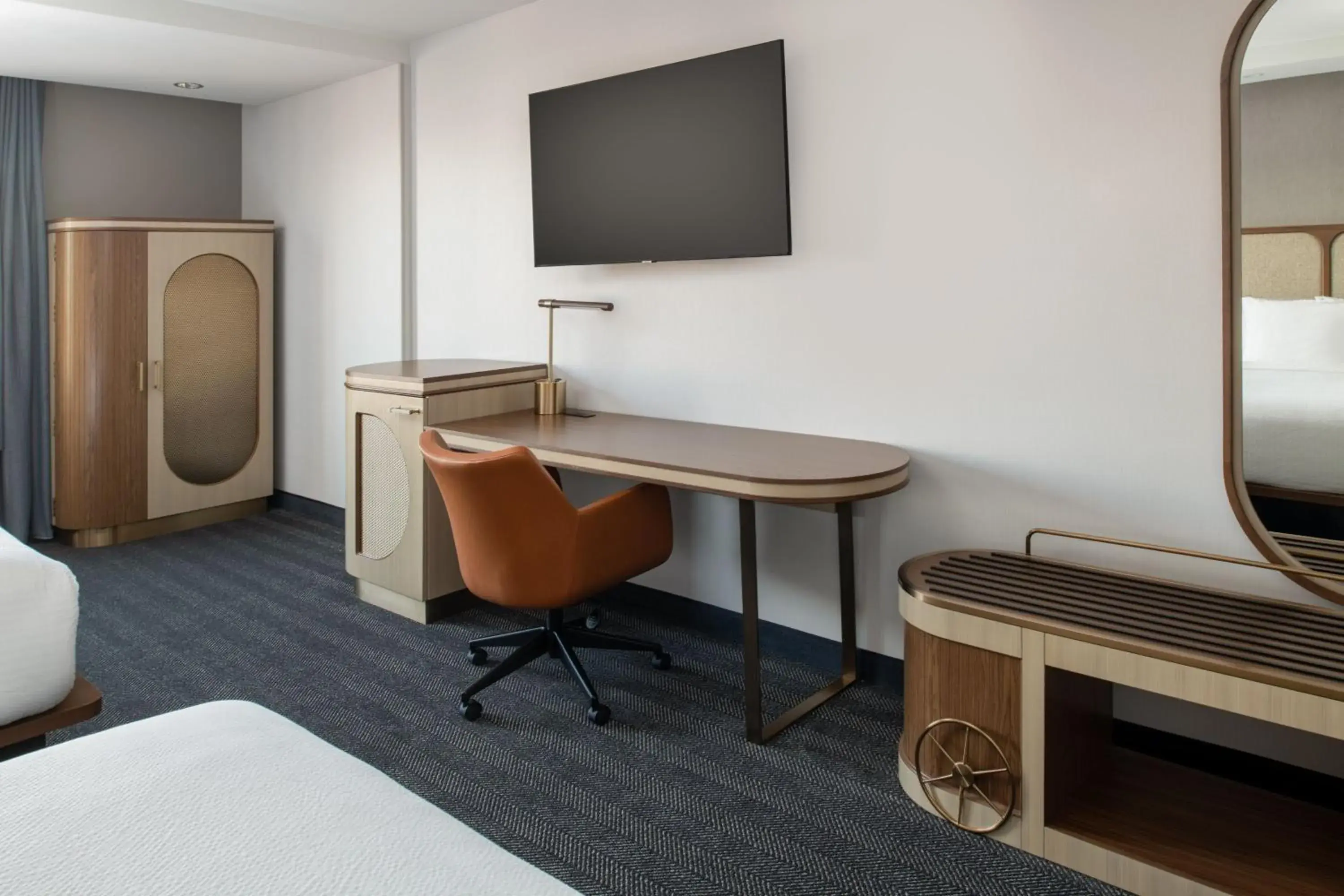 One-Bedroom Suite with Two Queen Beds and Sofa Bed in Courtyard by Marriott Santa Cruz One-Bedroom Suite with Two Queen Beds and Sofa Bed in Courtyard by Marriott Santa Cruz