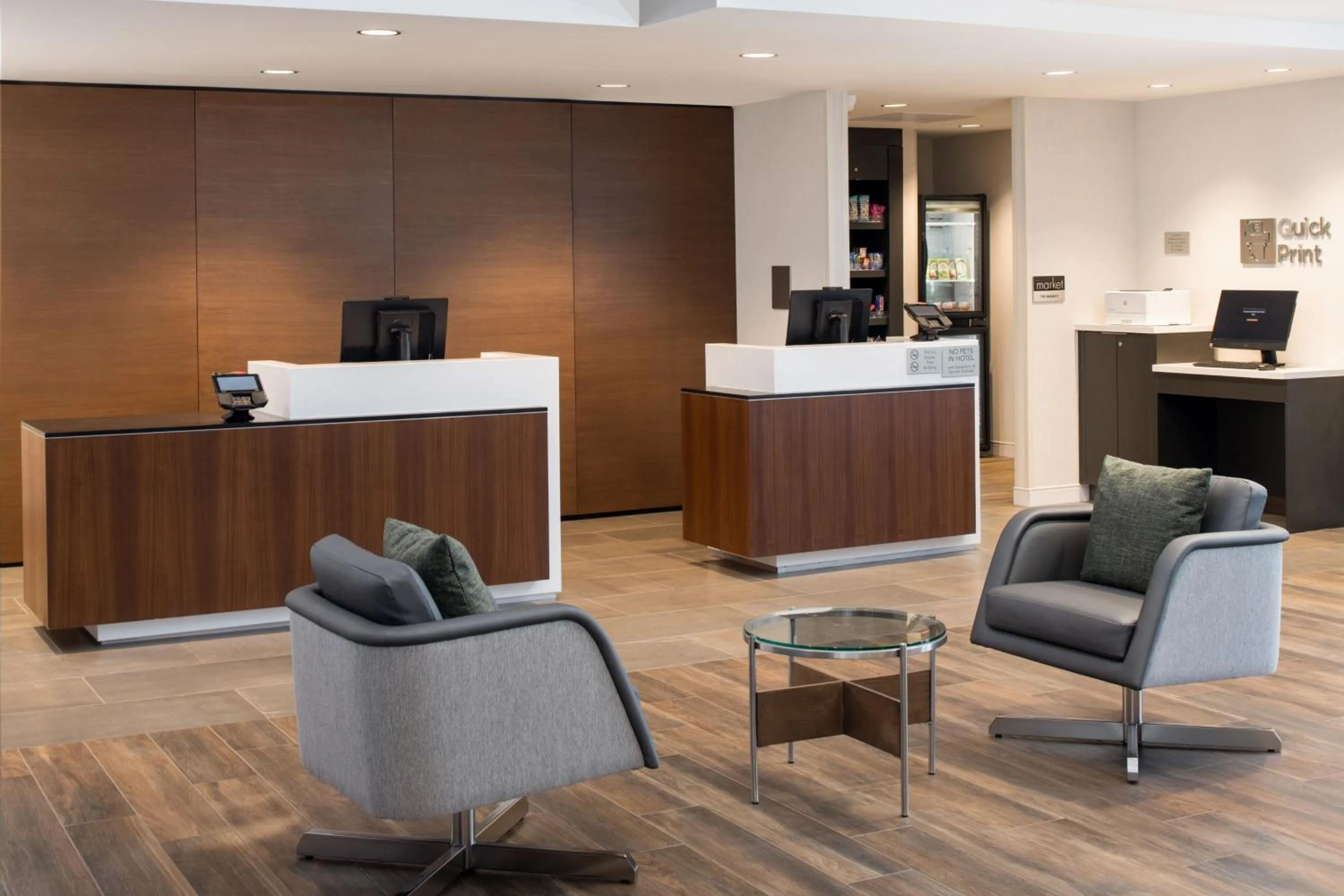 Lobby or reception in Courtyard by Marriott Santa Cruz