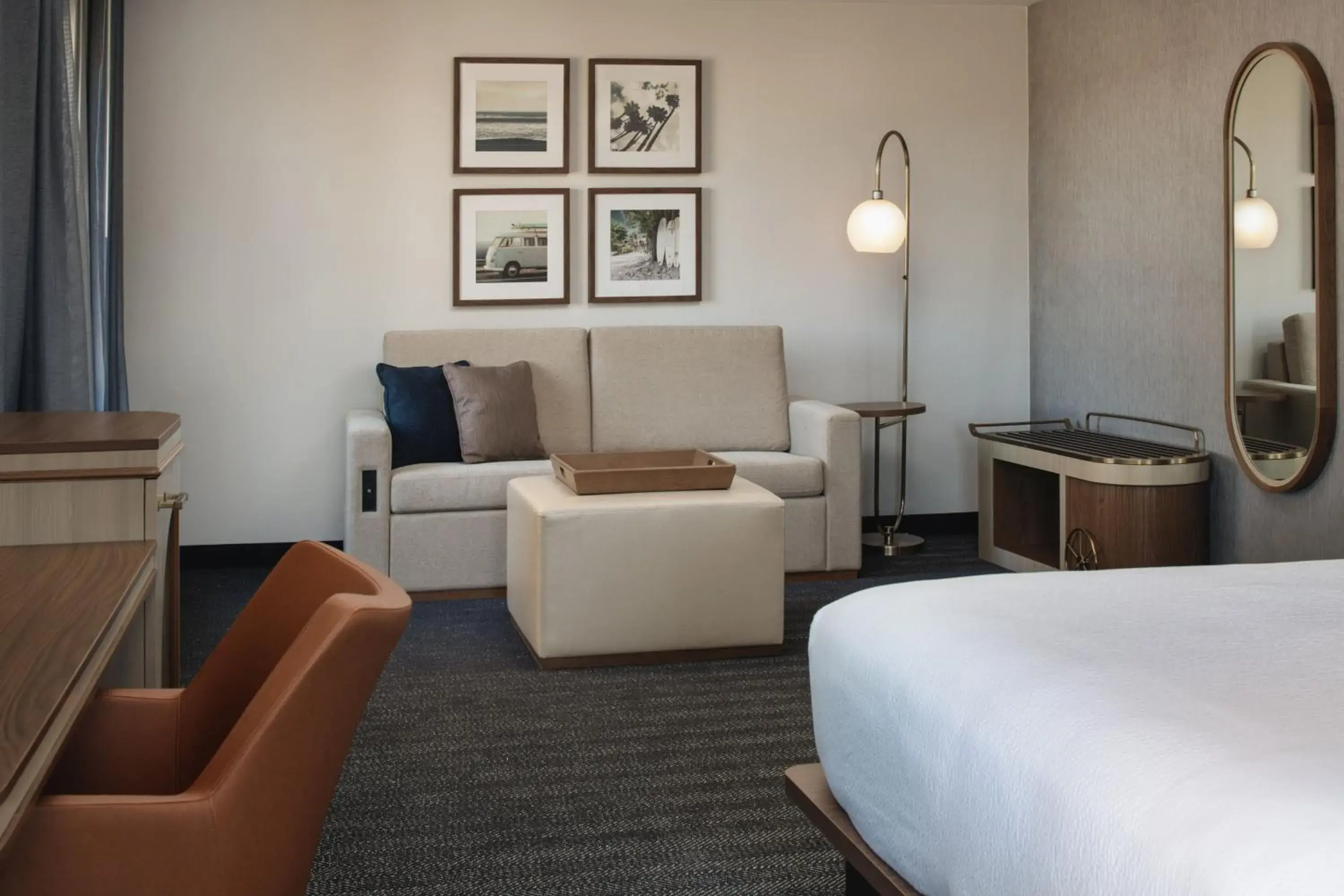 King Room with Sofa Bed - Hearing Accessible in Courtyard by Marriott Santa Cruz King Room with Sofa Bed - Hearing Accessible in Courtyard by Marriott Santa Cruz