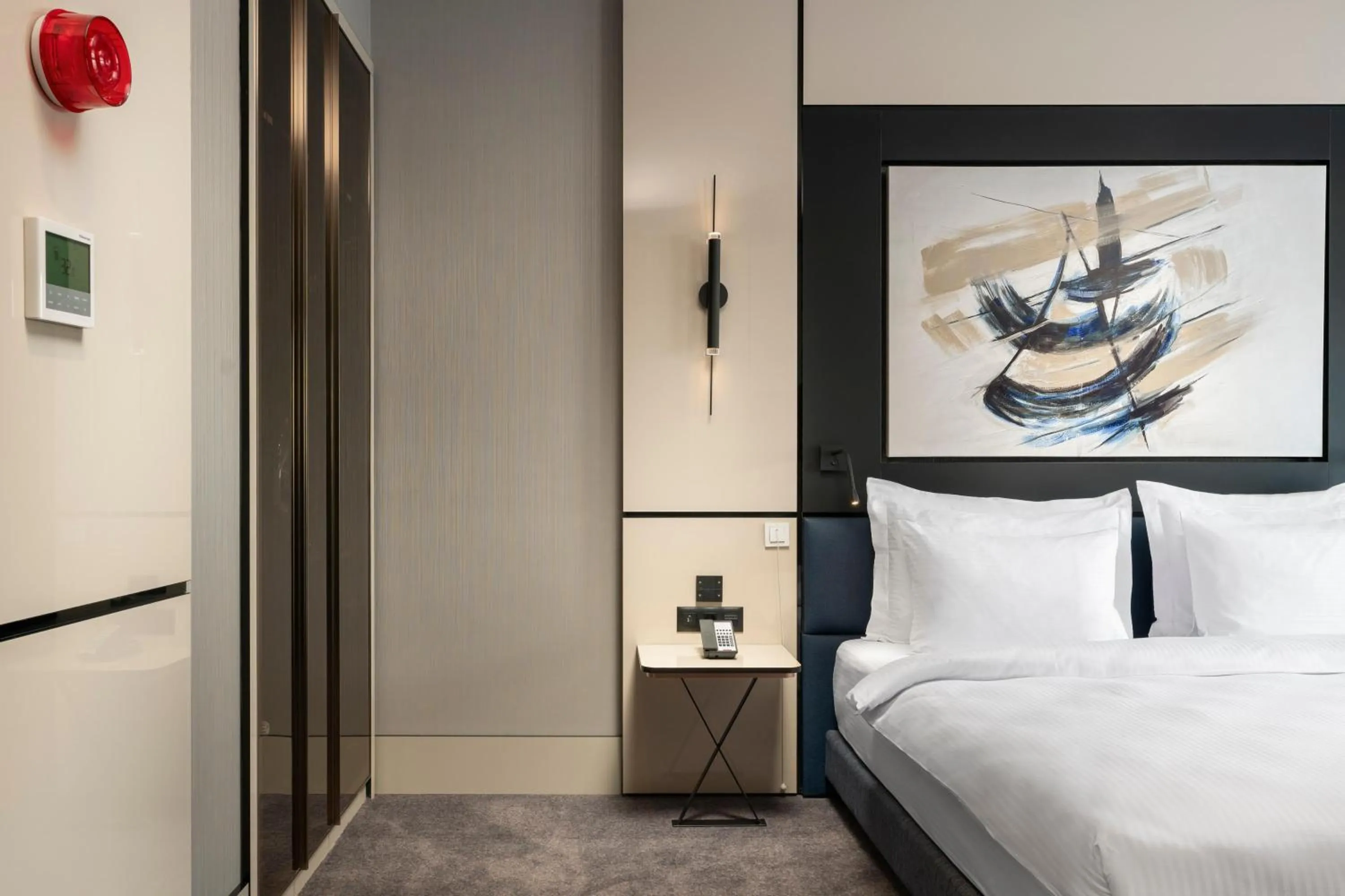 Bedroom, Bed in Crowne Plaza Istanbul Tuzla Viaport Marina by IHG