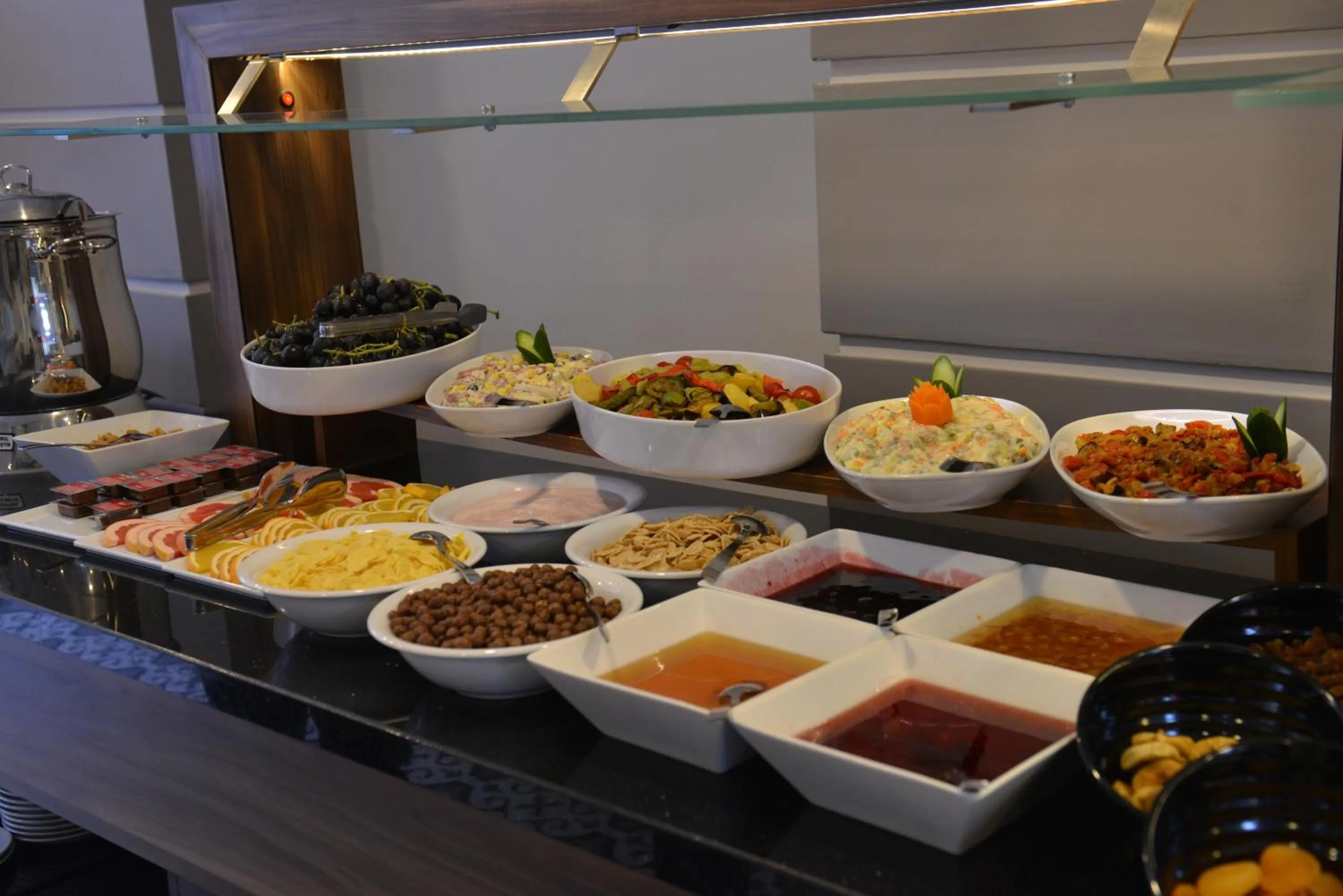 Breakfast in Litros Hotel & Spa