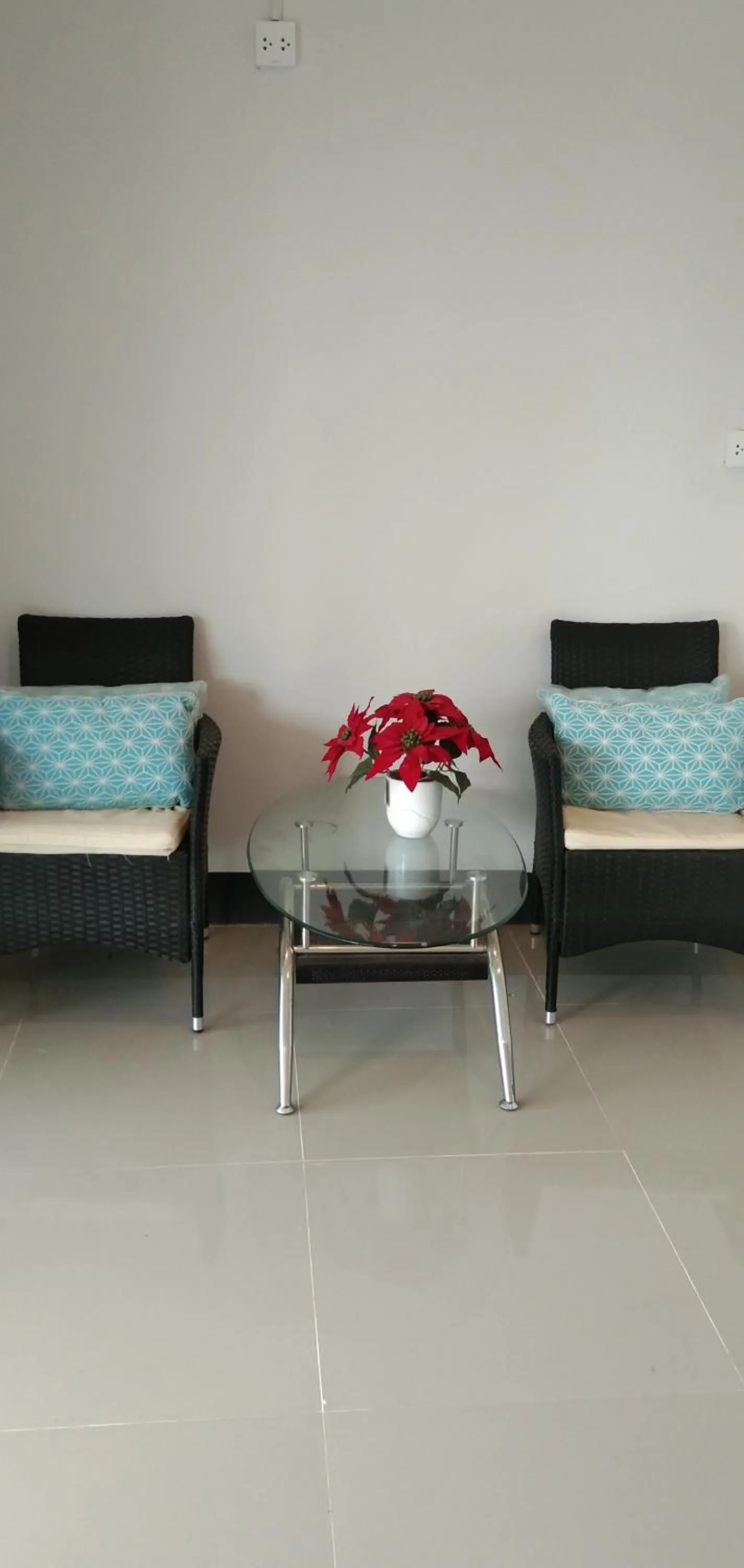 Food and drinks in Cessna Park Resort and Hotel