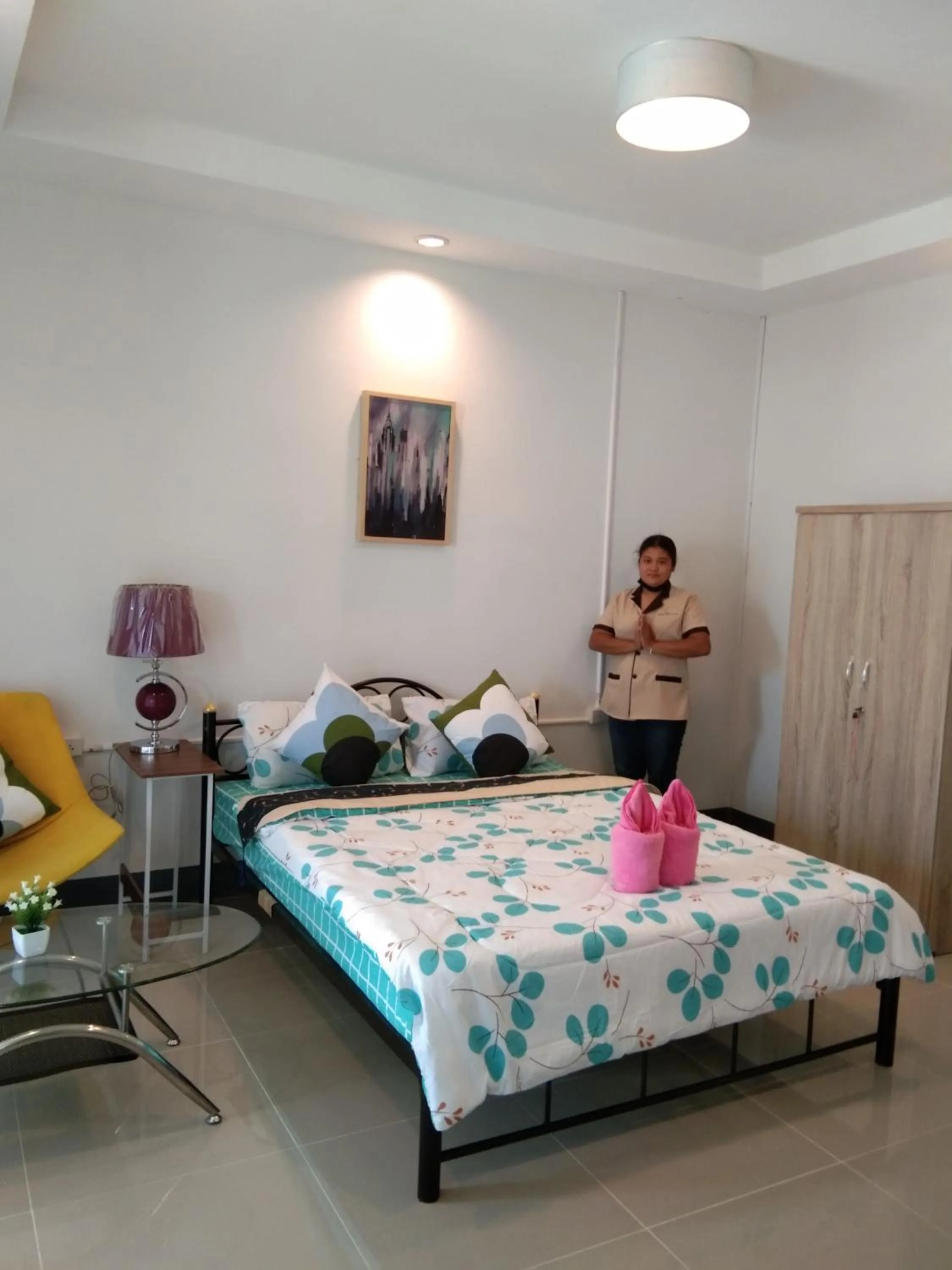 Bed in Cessna Park Resort and Hotel