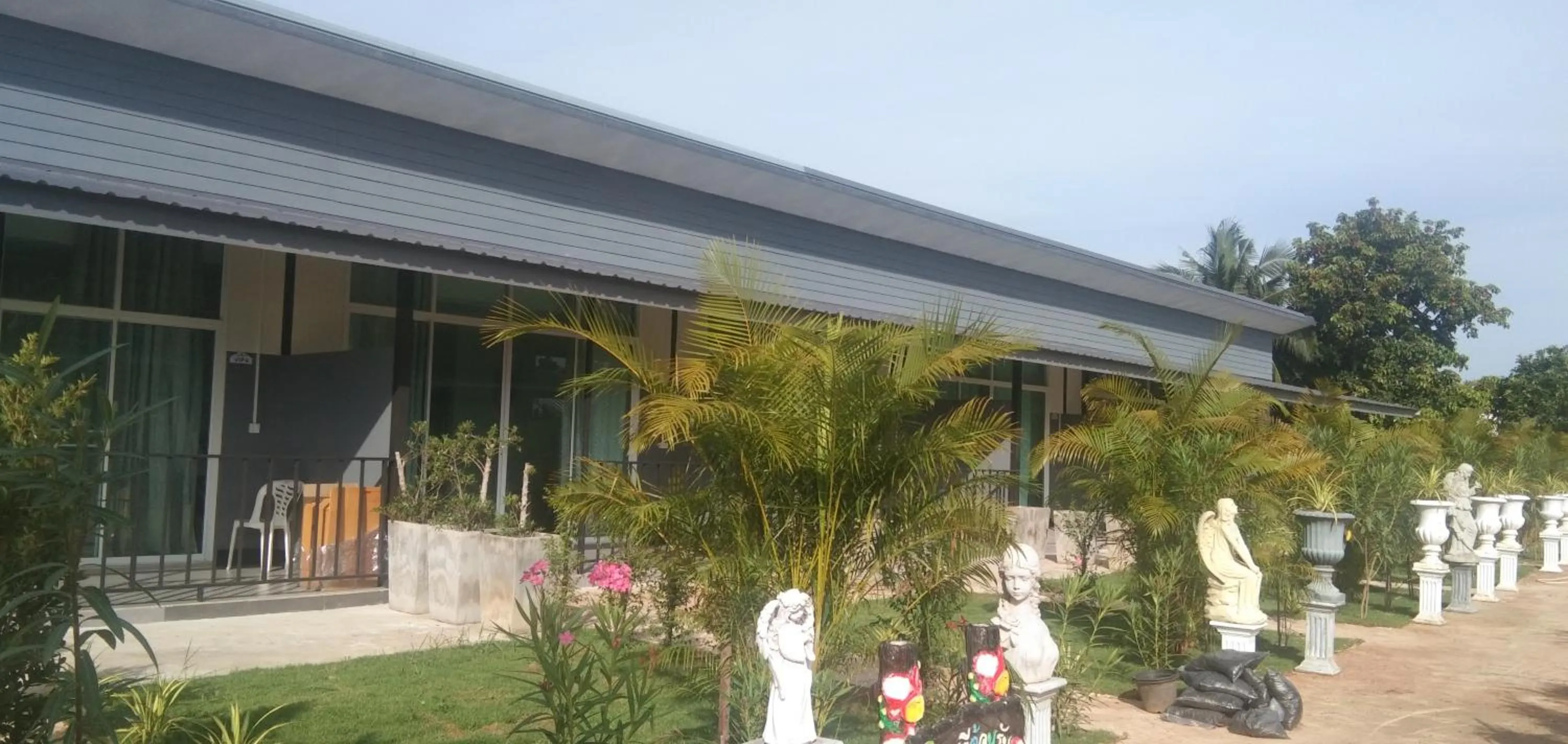 Property building in Cessna Park Resort and Hotel