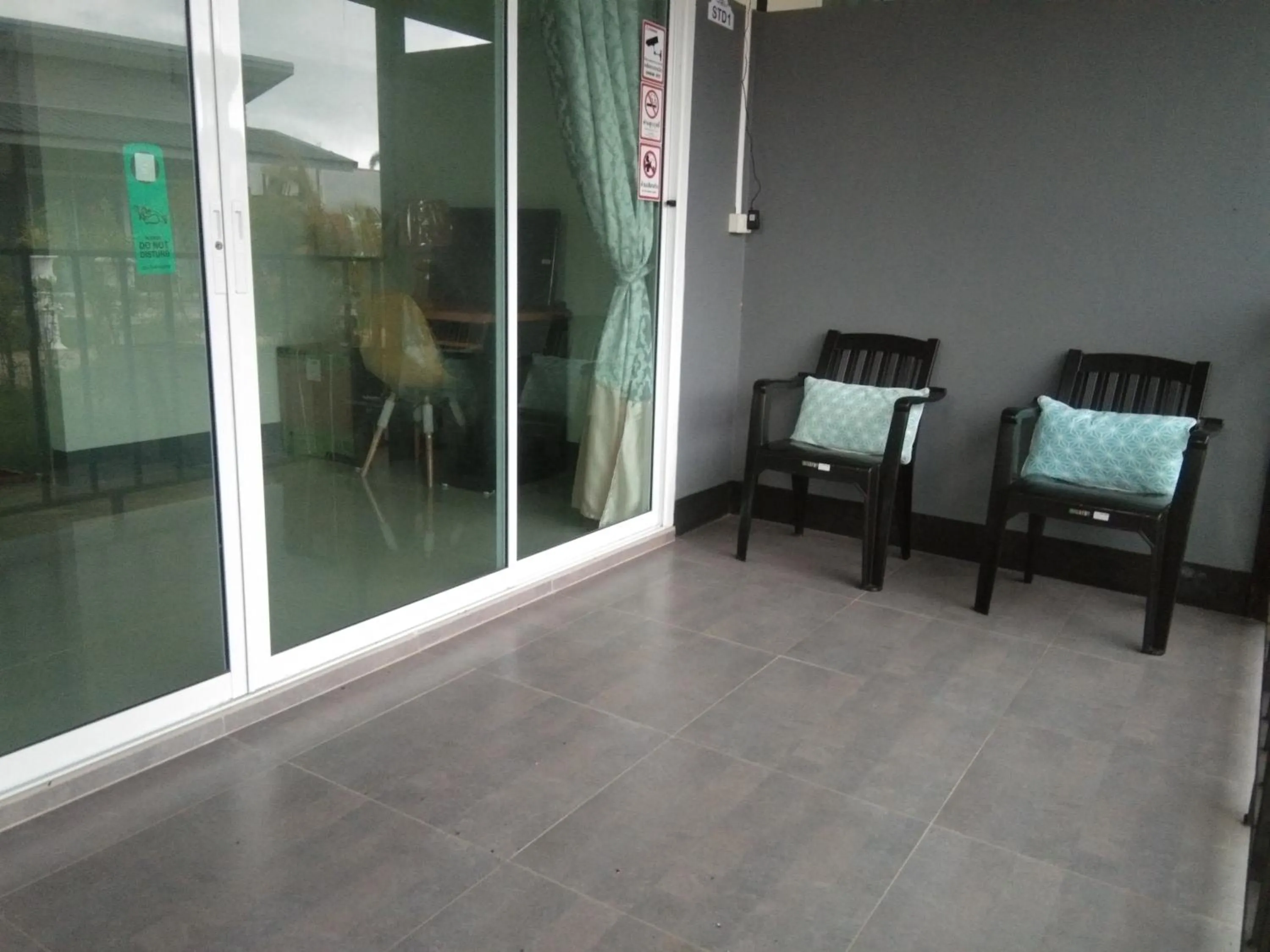 Patio in Cessna Park Resort and Hotel