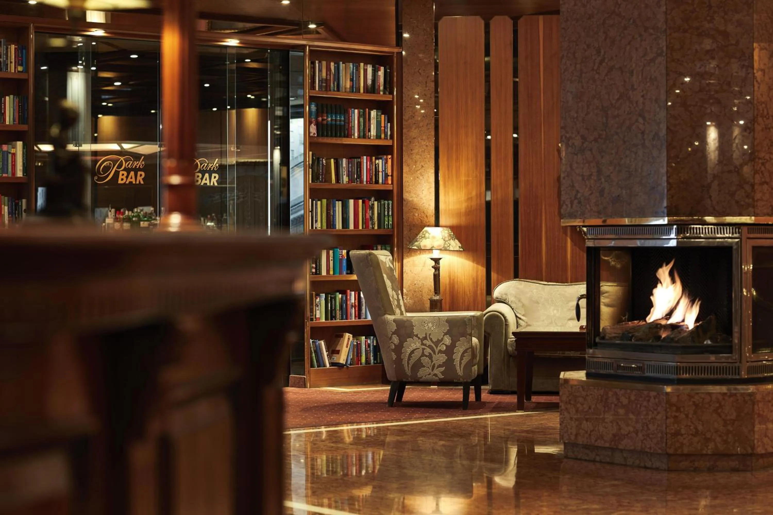 Lobby or reception in Parkhotel Gütersloh